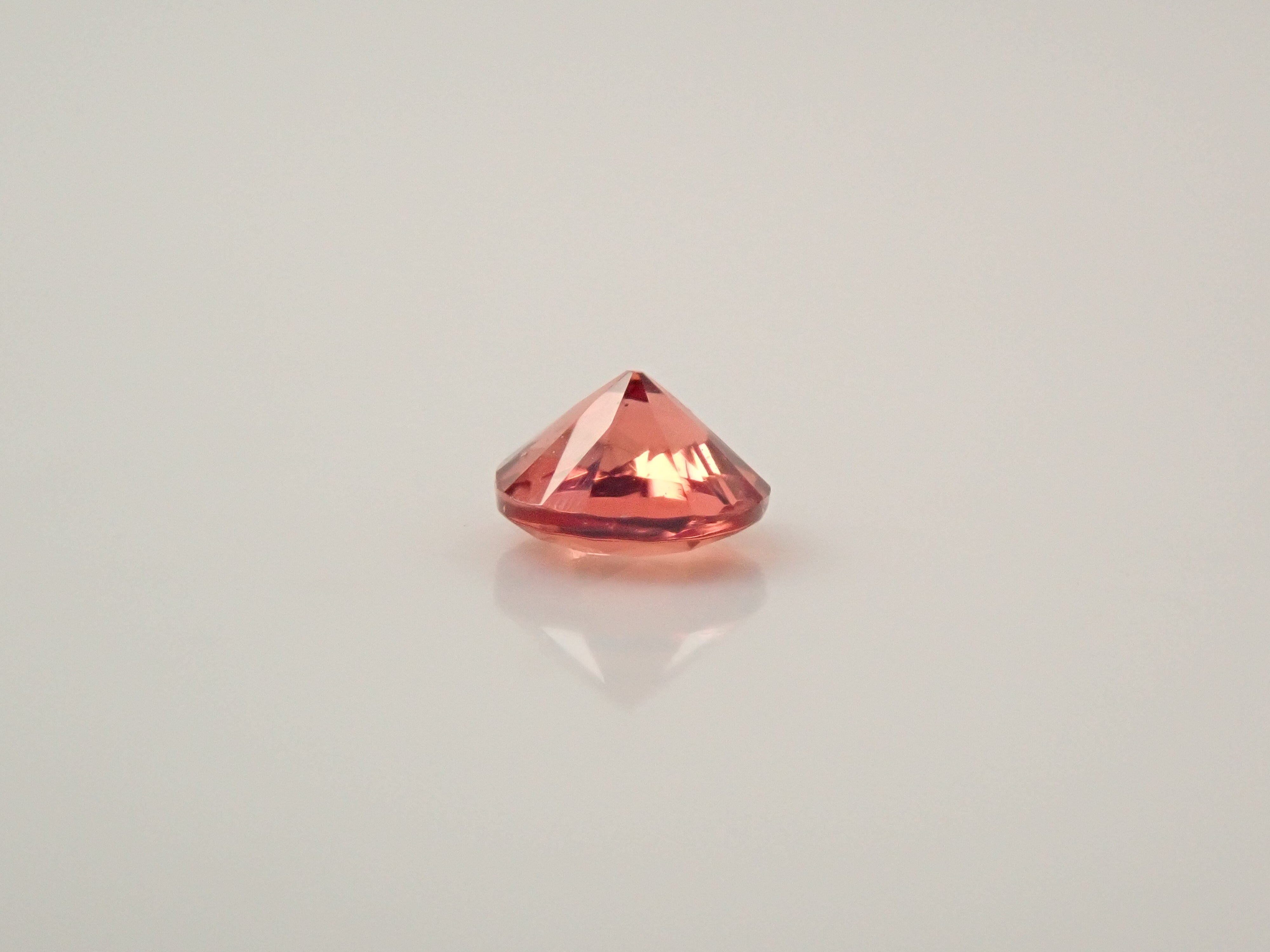 カナダ産ユーディアライト 2.5mm/0.059ctルース 鑑別書