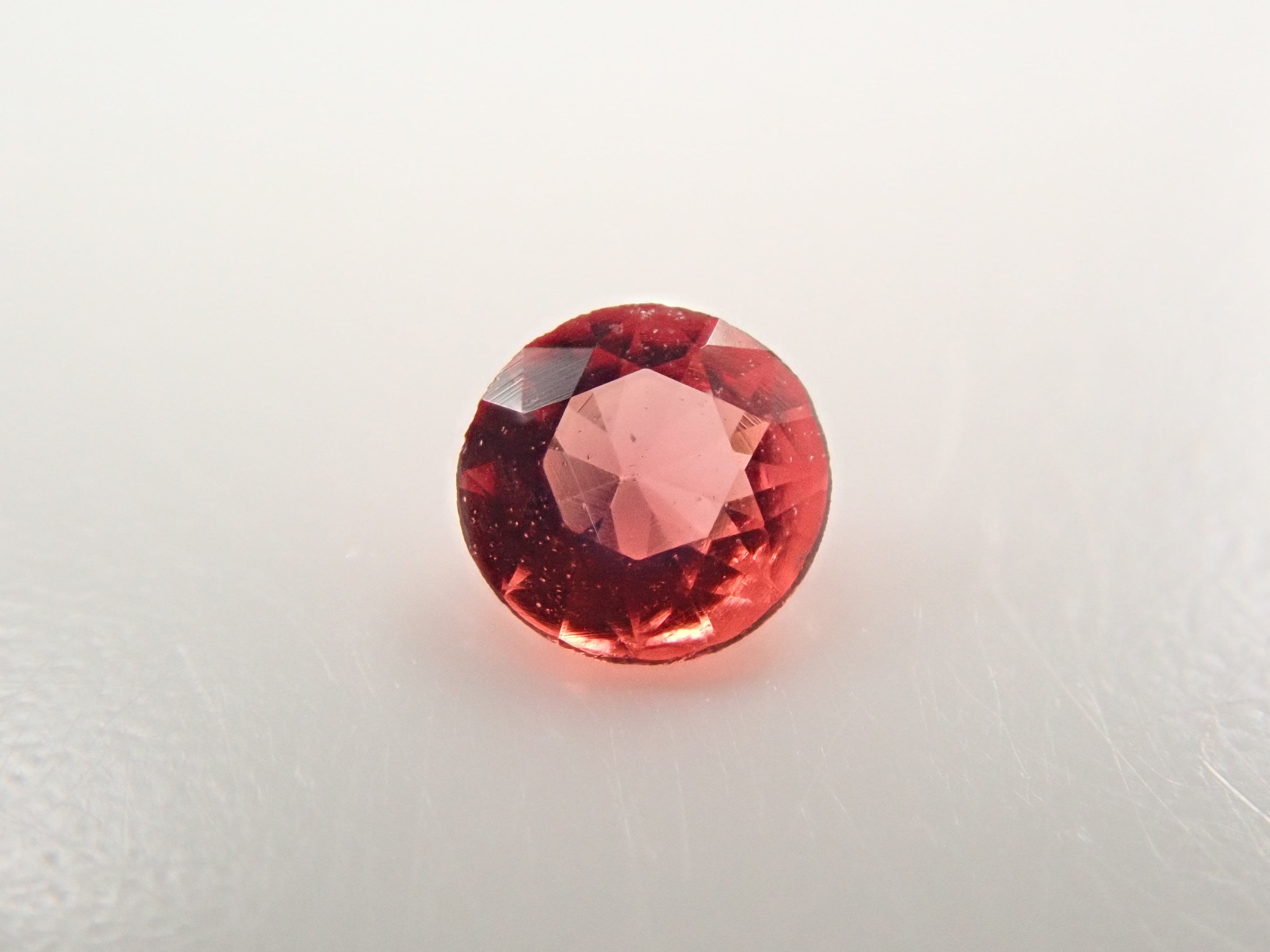 【12562058掲載】カナダ産カナダ産ユーディアライト 0.047ctルース