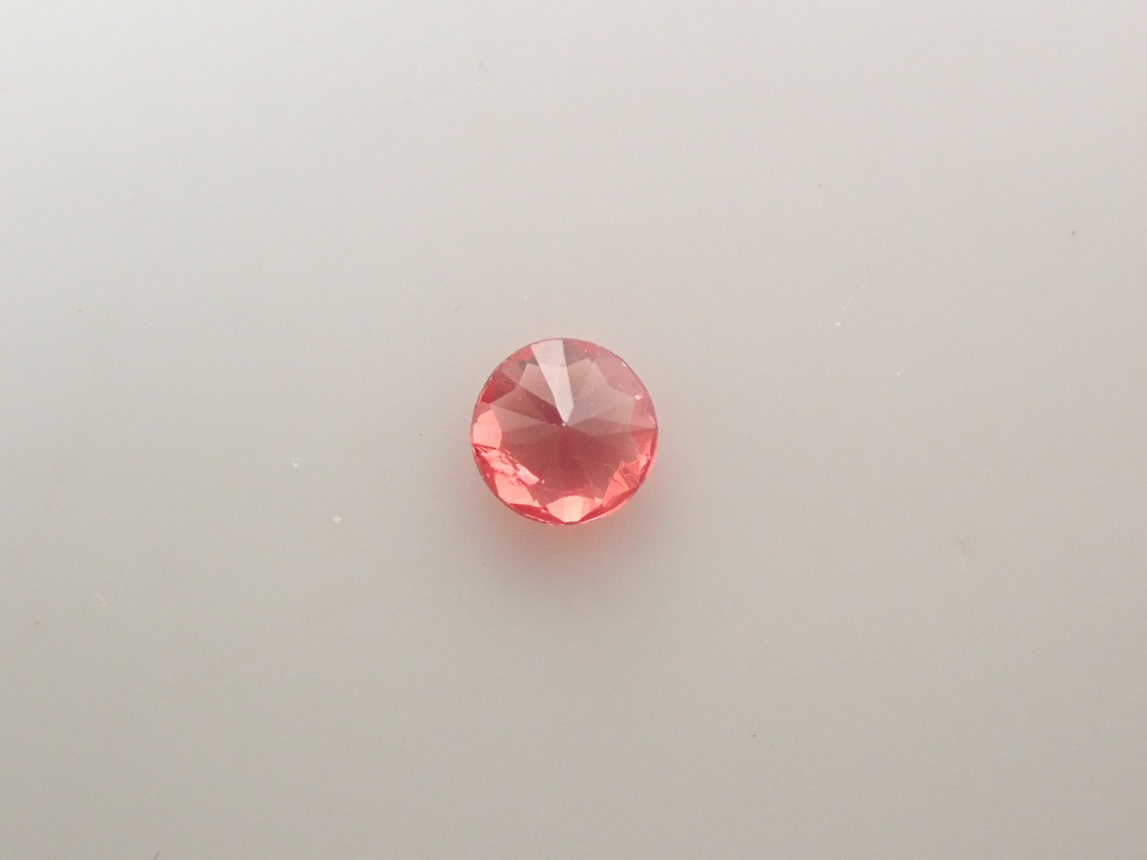 【12562059掲載】カナダ産カナダ産ユーディアライト 0.051ctルース