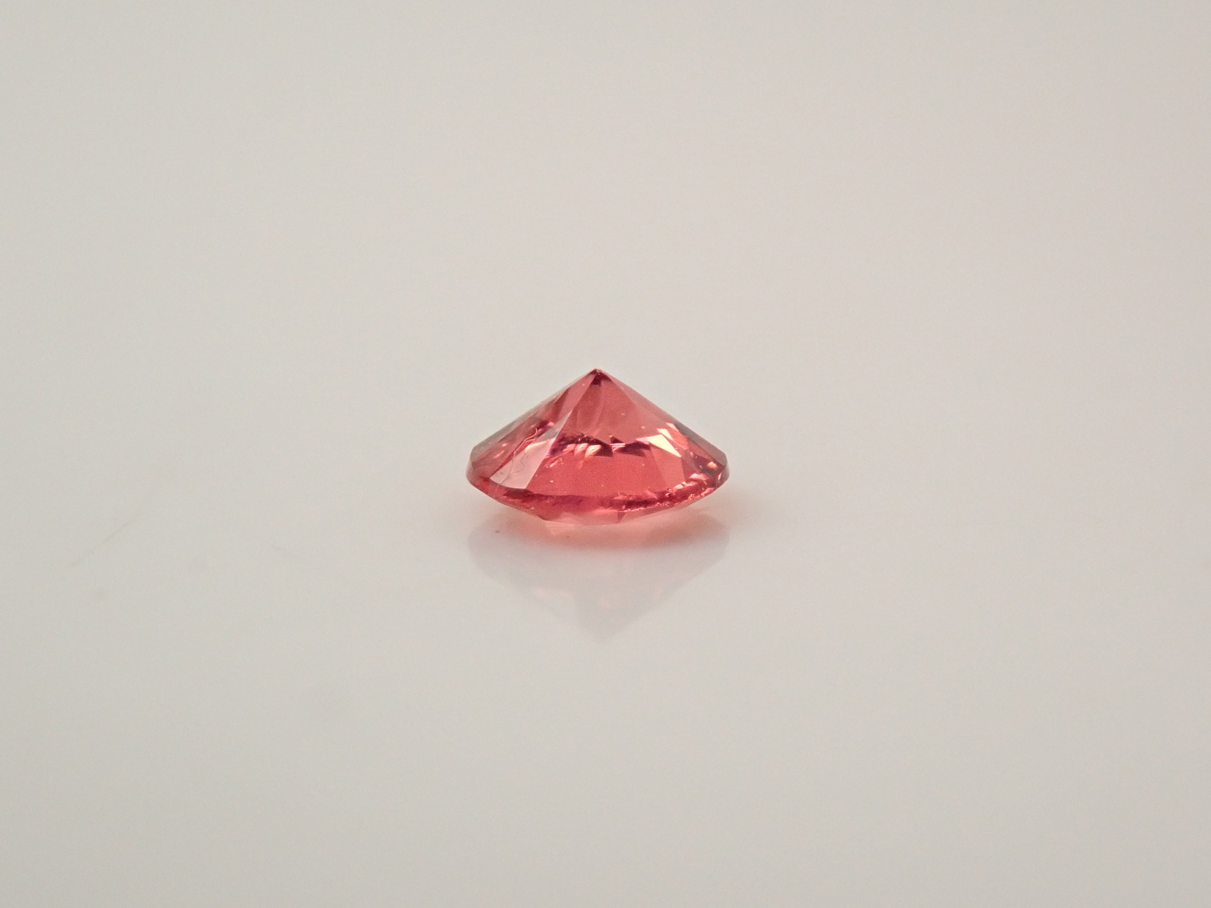 【12562059掲載】カナダ産カナダ産ユーディアライト 0.051ctルース