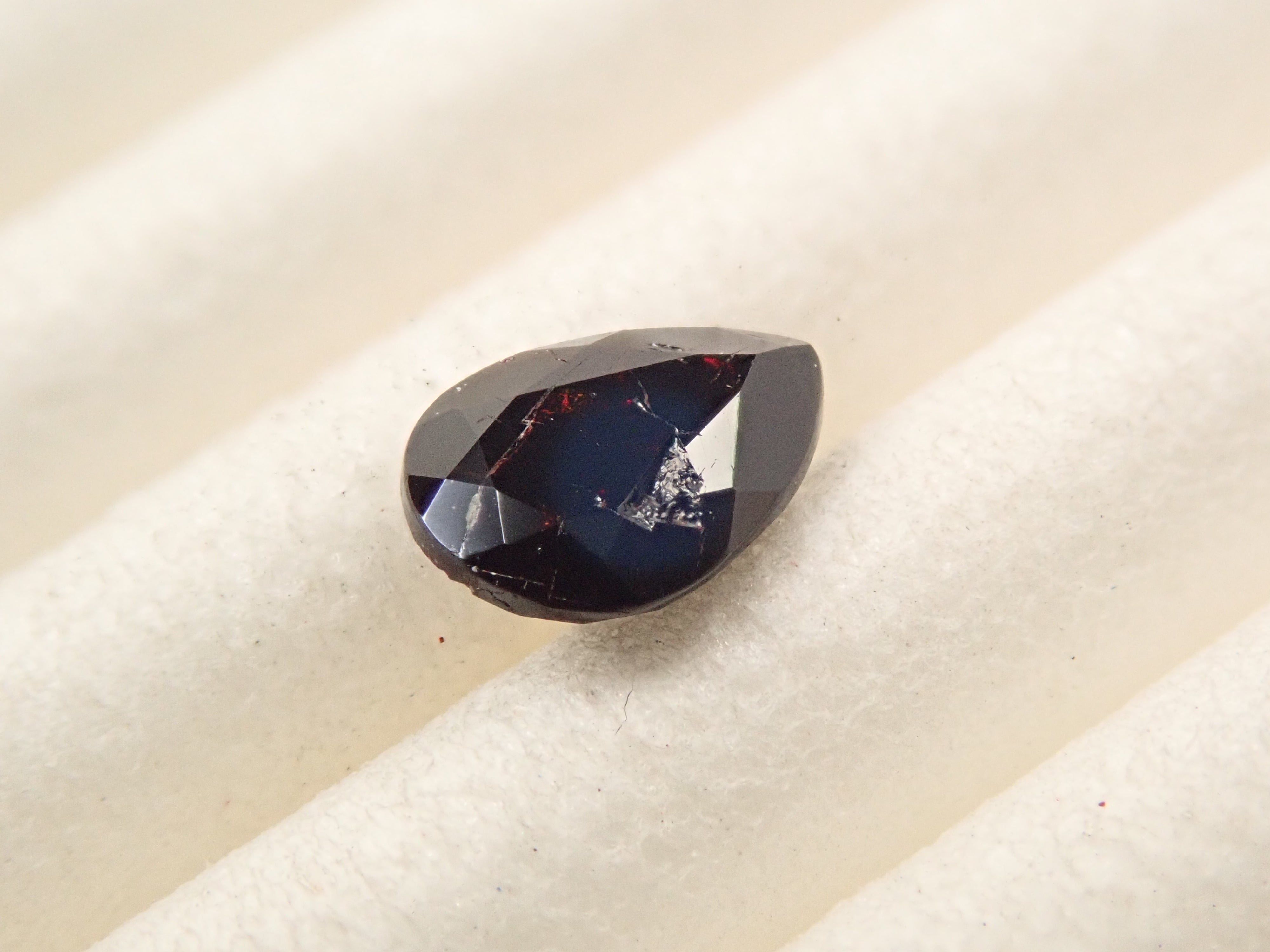 【12562061掲載】アメリカ産ネプチュナイト 0.256ctルース