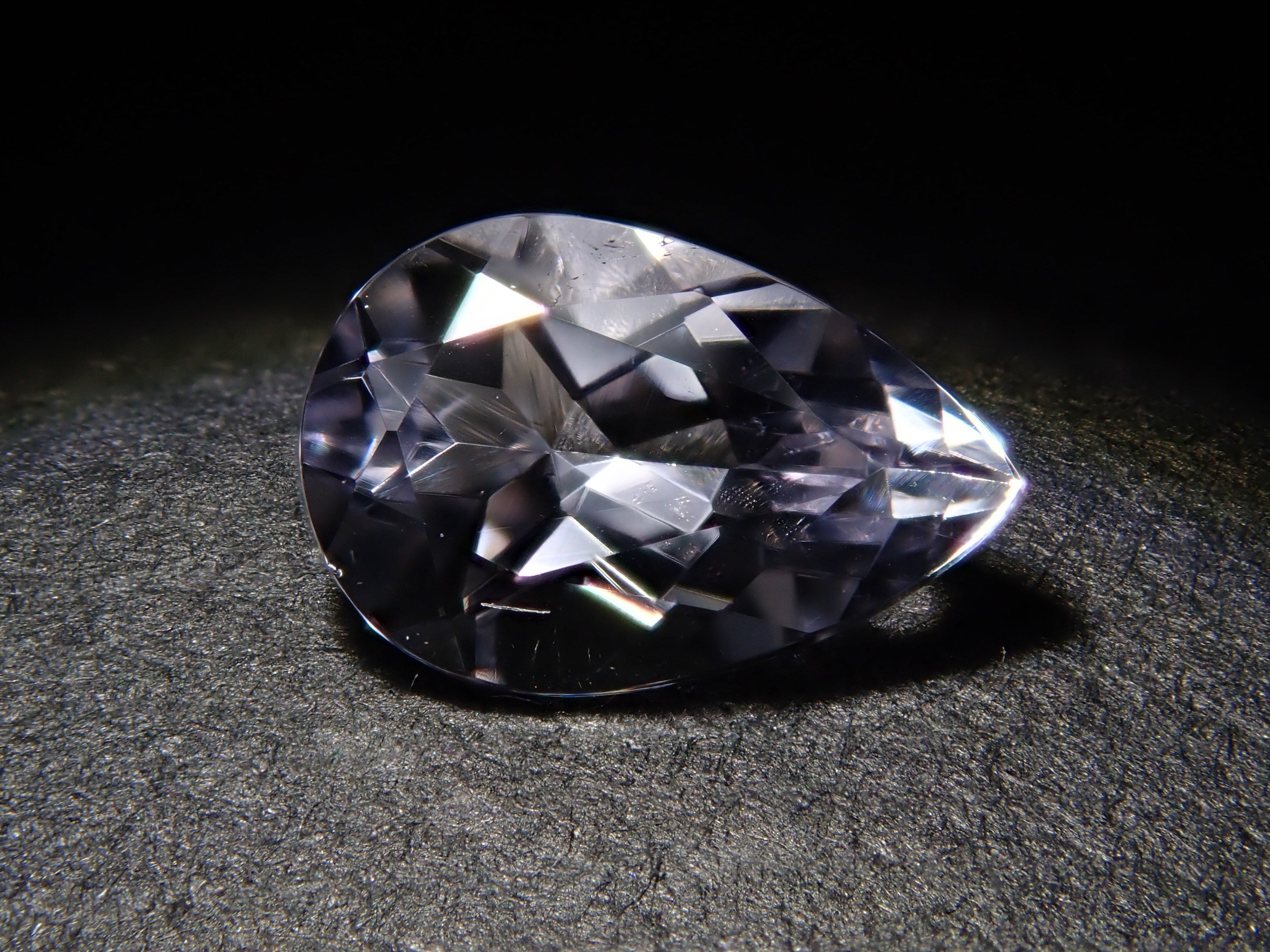 【12562018掲載】ブラジル産ヘルデライト 0.509ctルース