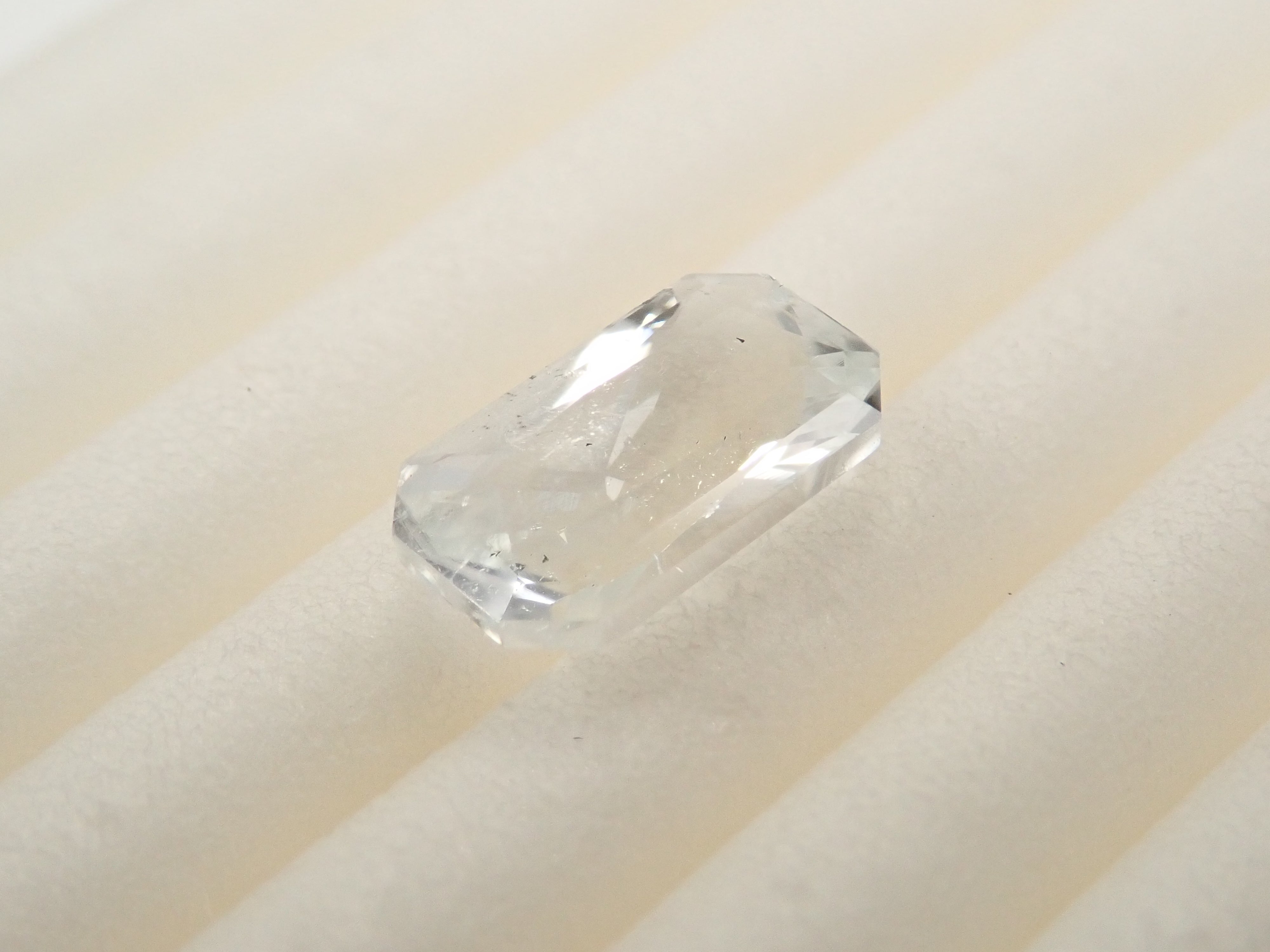 【12562020掲載】アメリカ産ダトライト 0.904ctルース