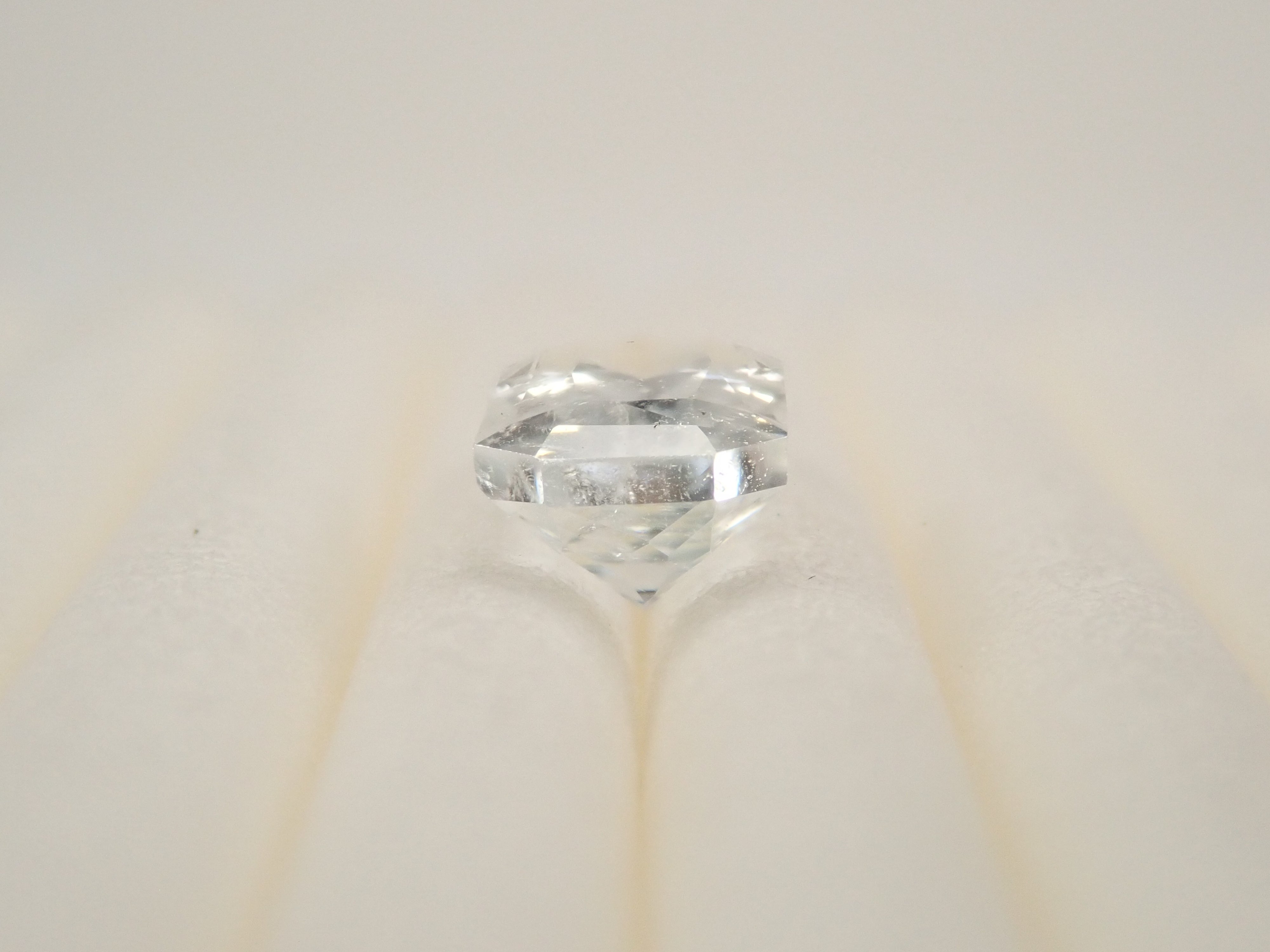 【12562020掲載】アメリカ産ダトライト 0.904ctルース