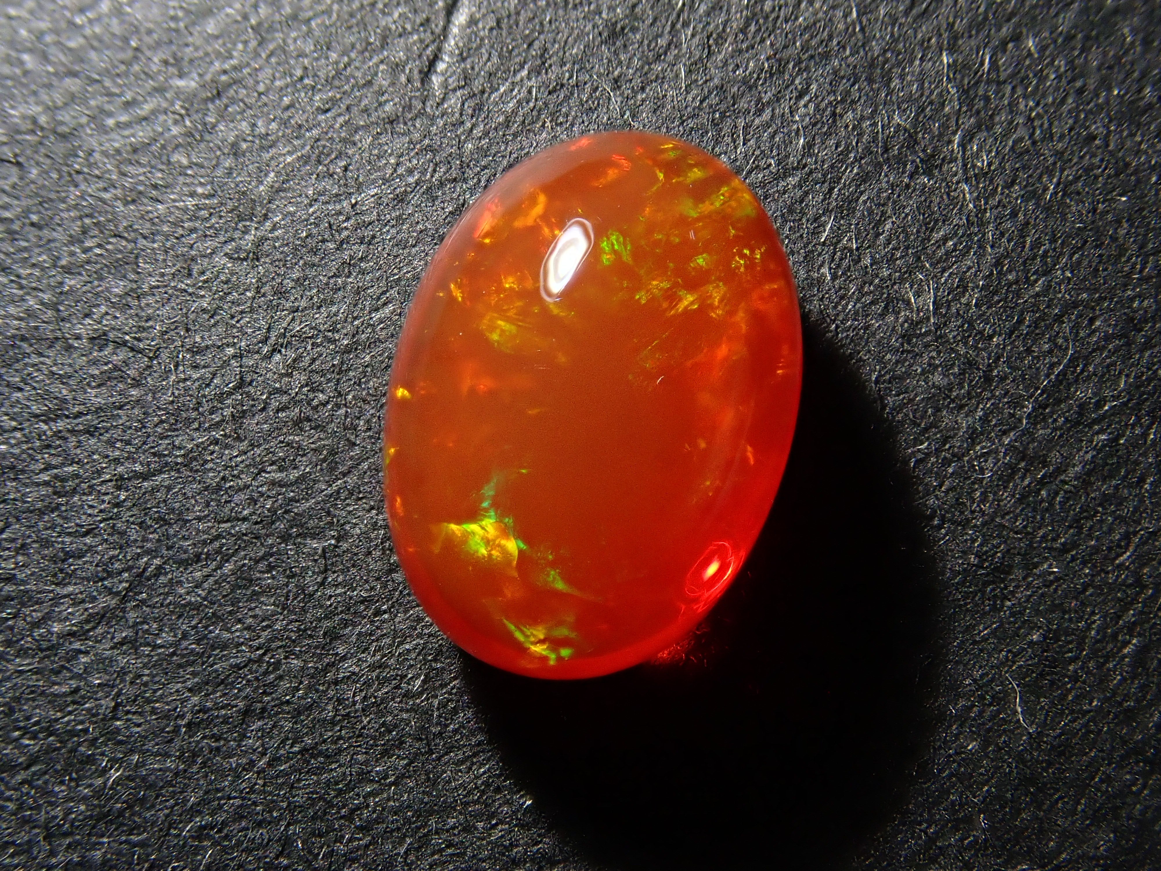 【12561996掲載】メキシコ産ファイアオパール 1.260ctルース