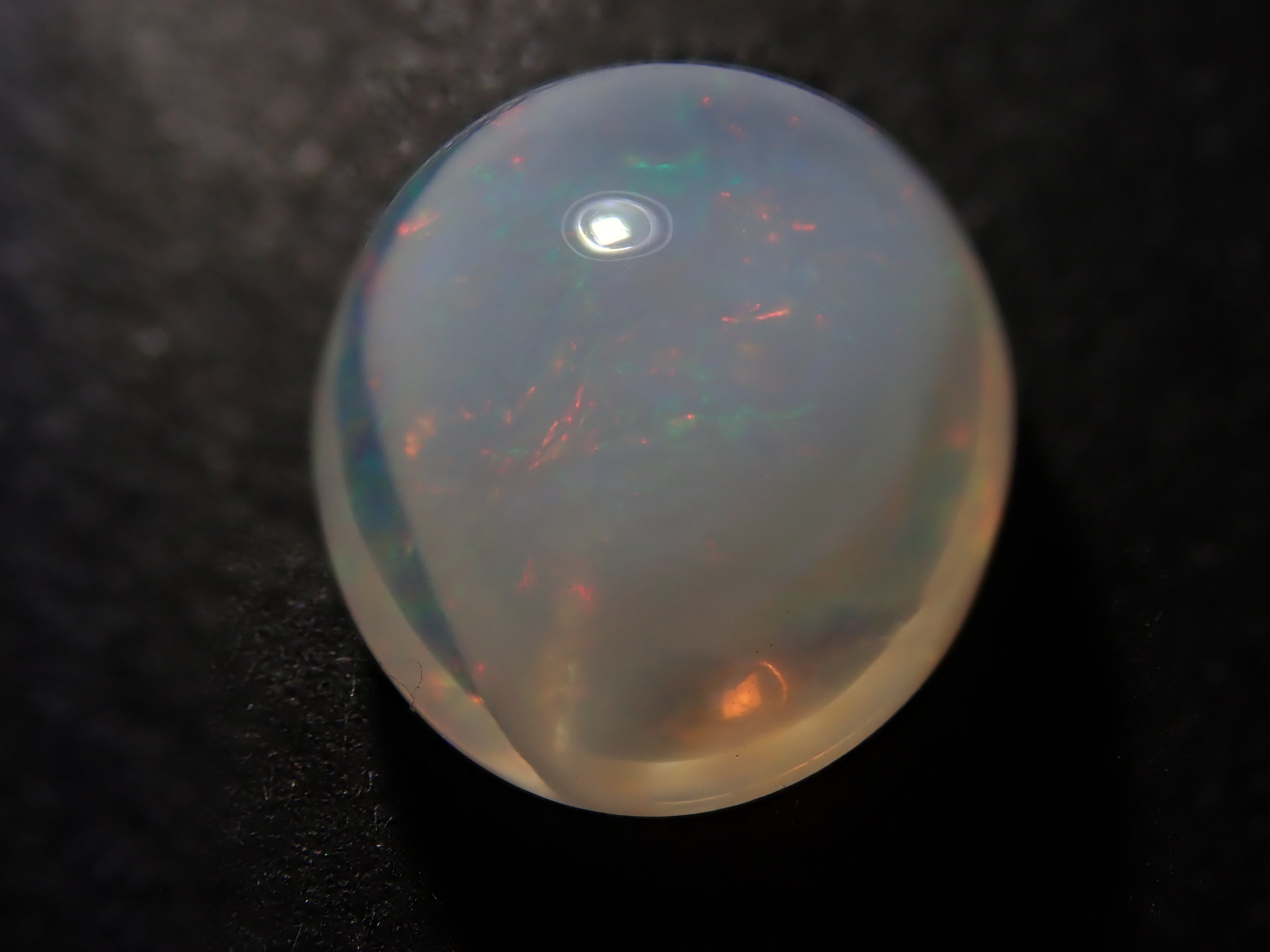 【12561999掲載】メキシコ産エッグインオパール 2.125ctルース