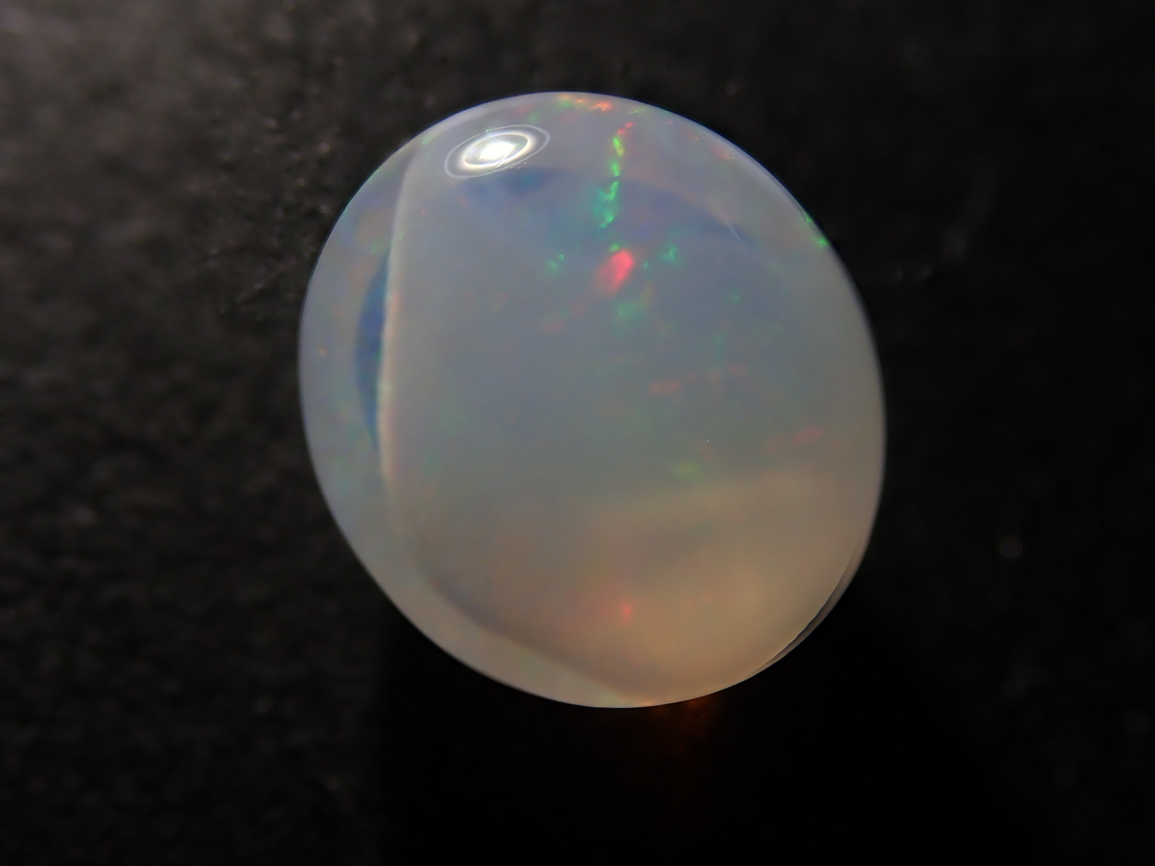 【12561999掲載】メキシコ産エッグインオパール 2.125ctルース