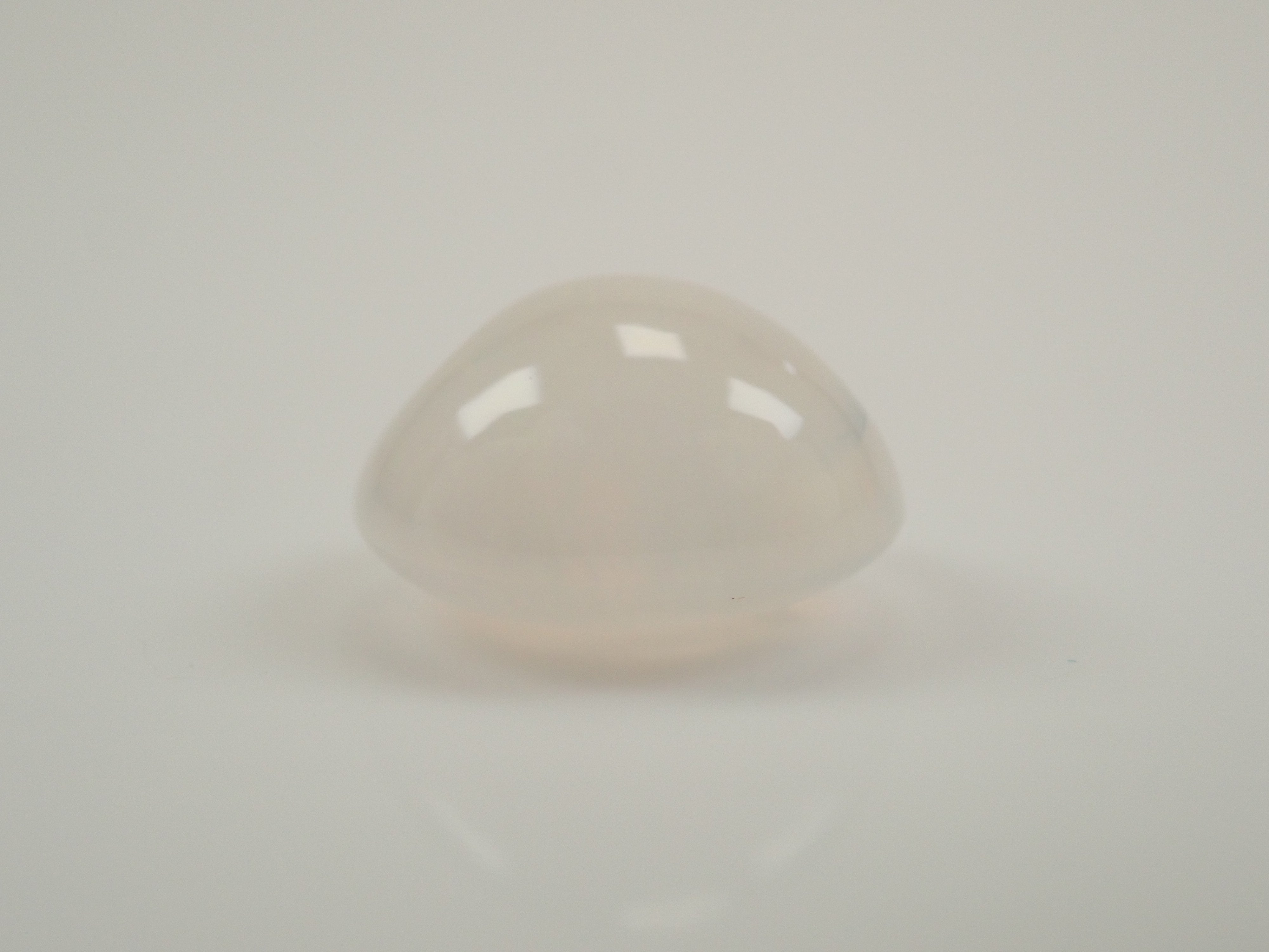 【12561999掲載】メキシコ産エッグインオパール 2.125ctルース