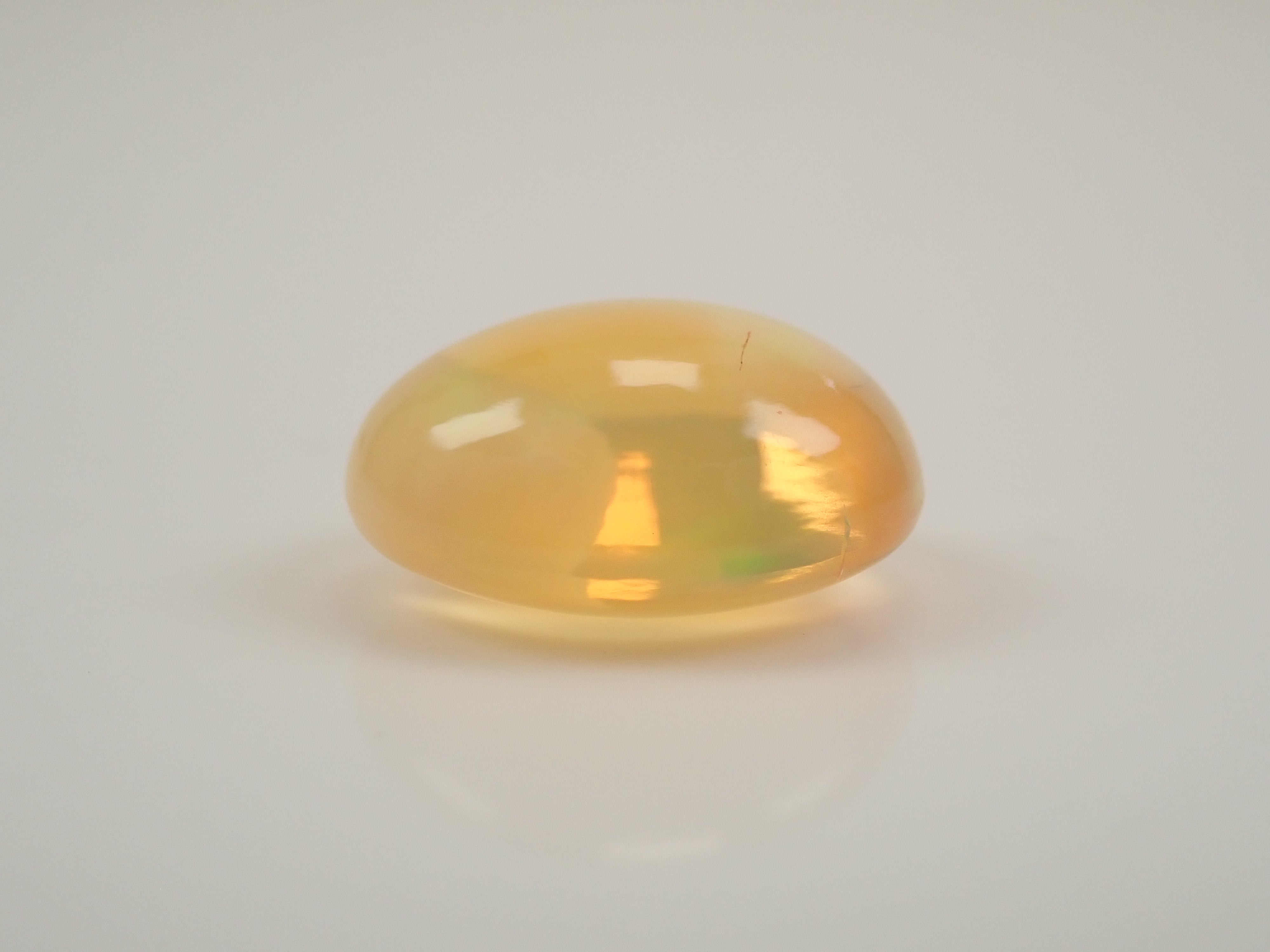 【12562000掲載】メキシコ産エッグインオパール 4.879ctルース