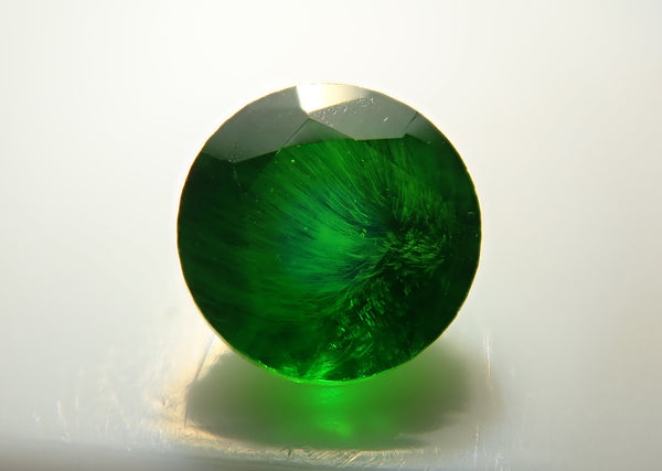 俄羅斯濃綠榴石（馬尾石）3.3 mm/0.187 克拉裸石