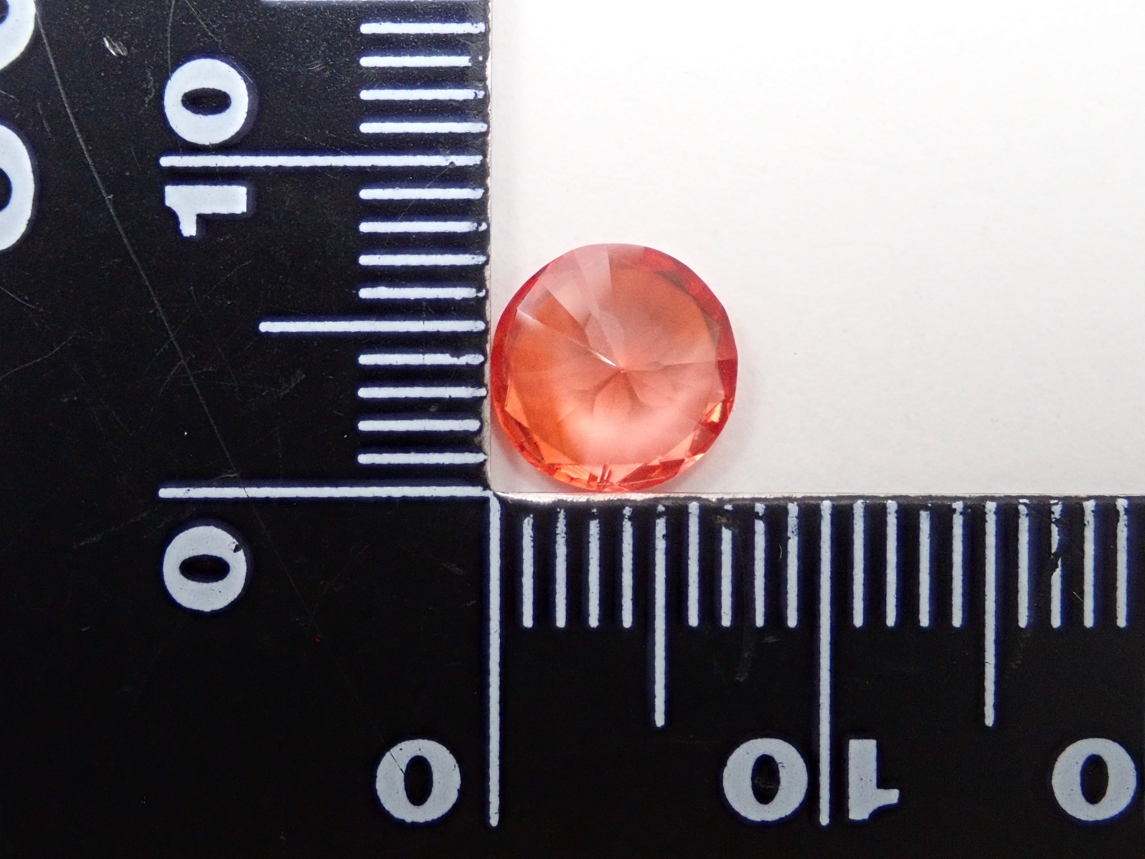 南アフリカ産ロードクロサイト 1.544ctルース