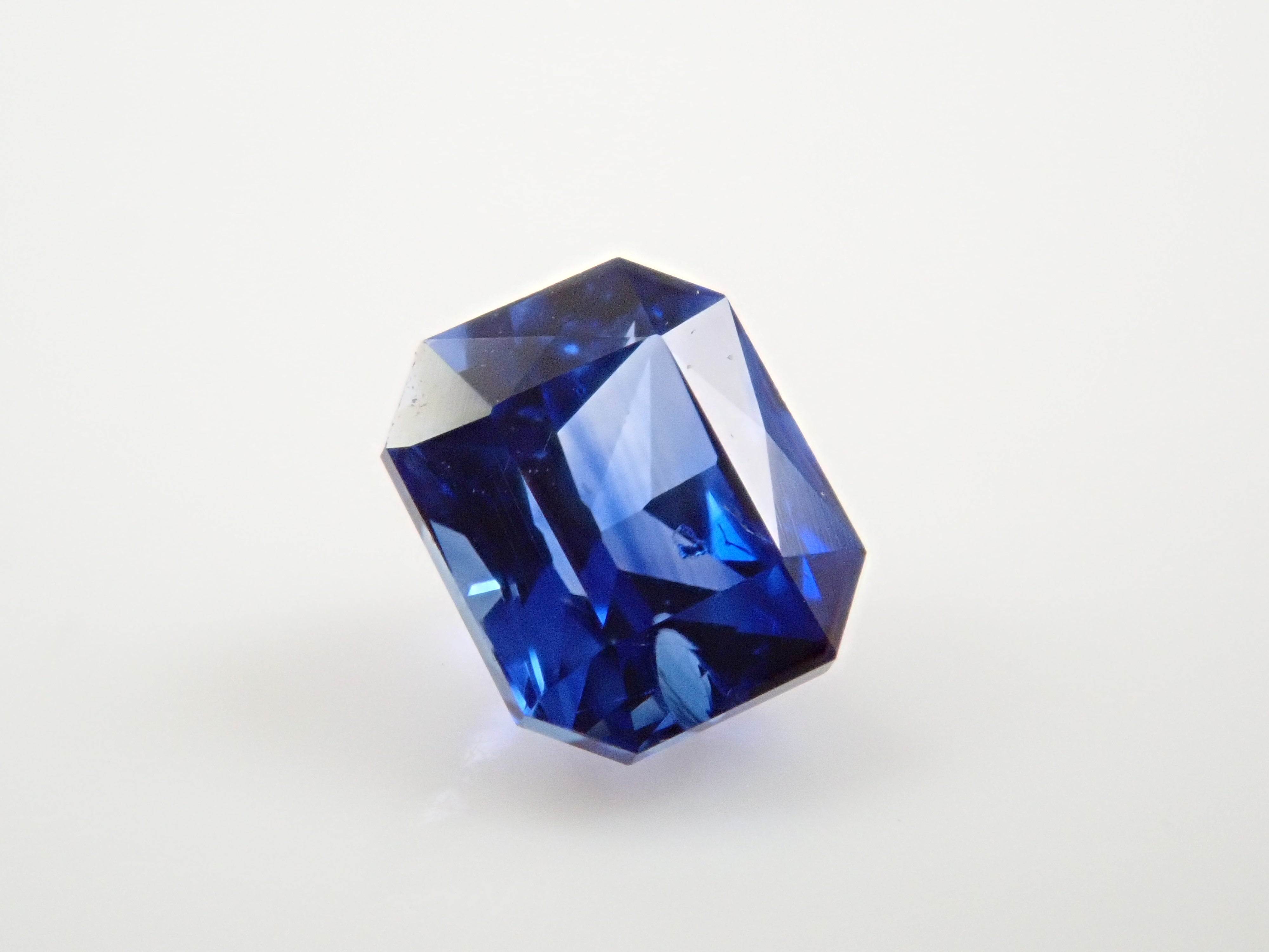 【12561936掲載】ブルーサファイア 0.347ctルース