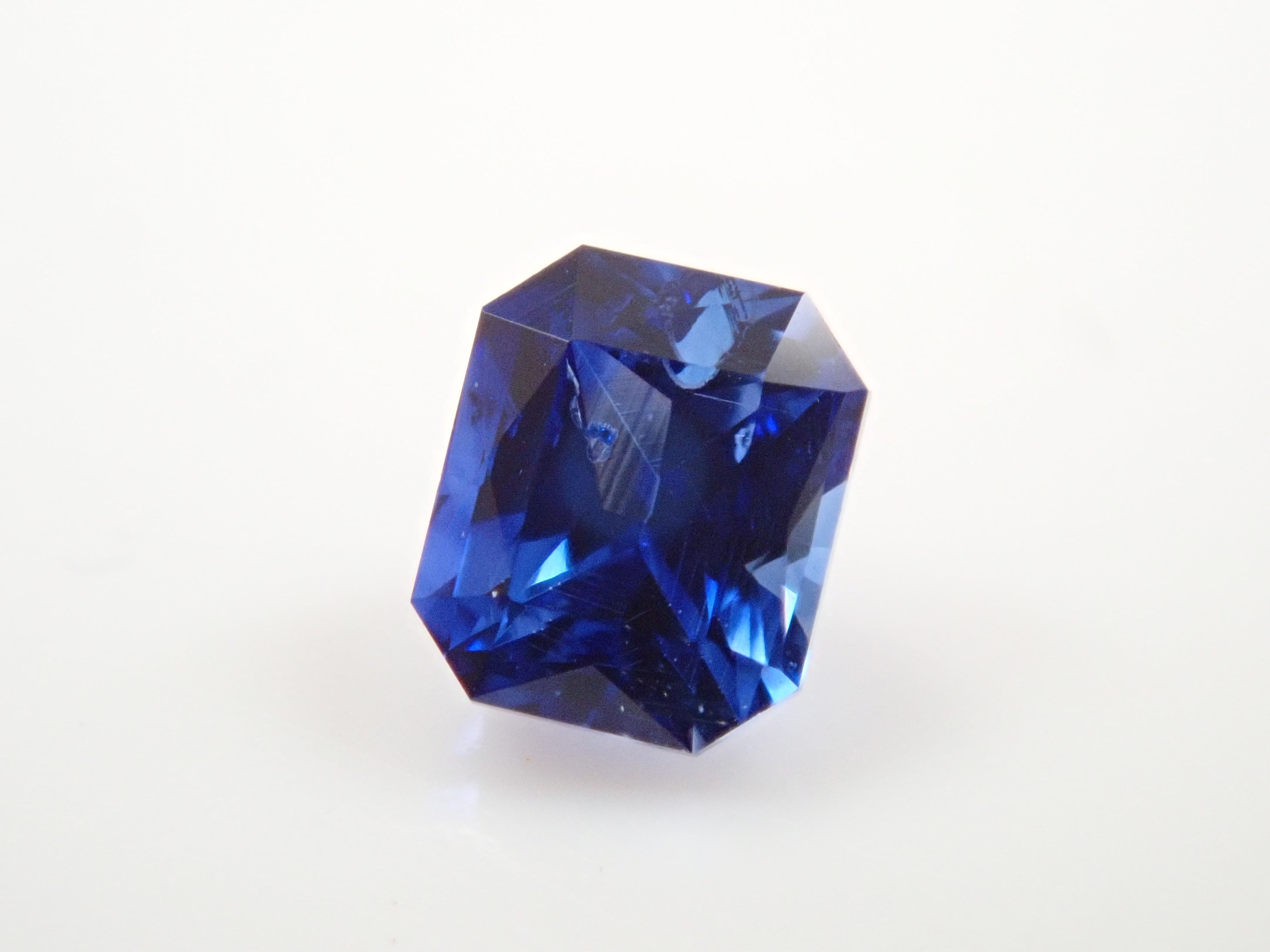 【12561936掲載】ブルーサファイア 0.347ctルース