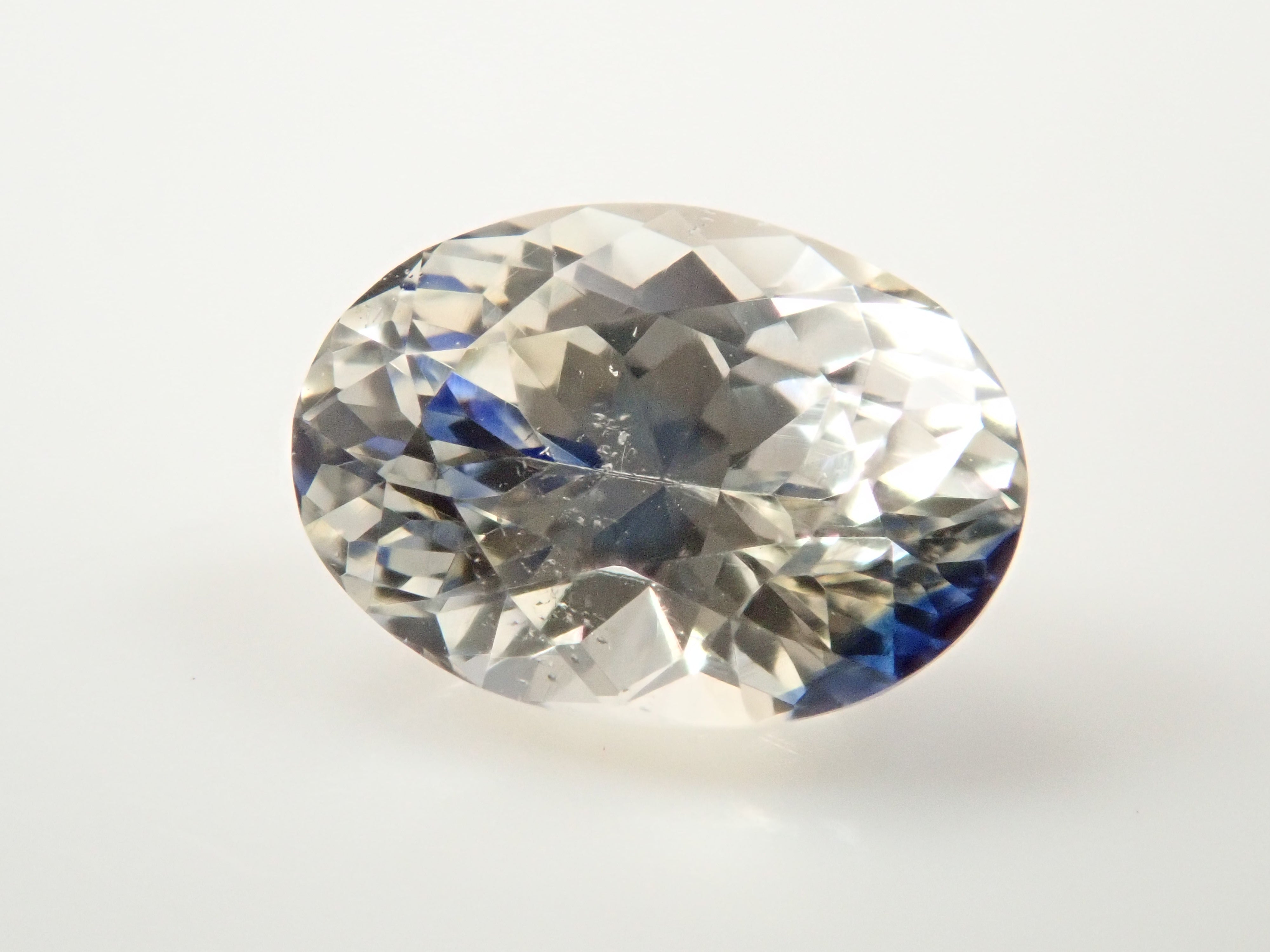 スリランカ産バイカラーサファイア 0.900ctルース 鑑別書