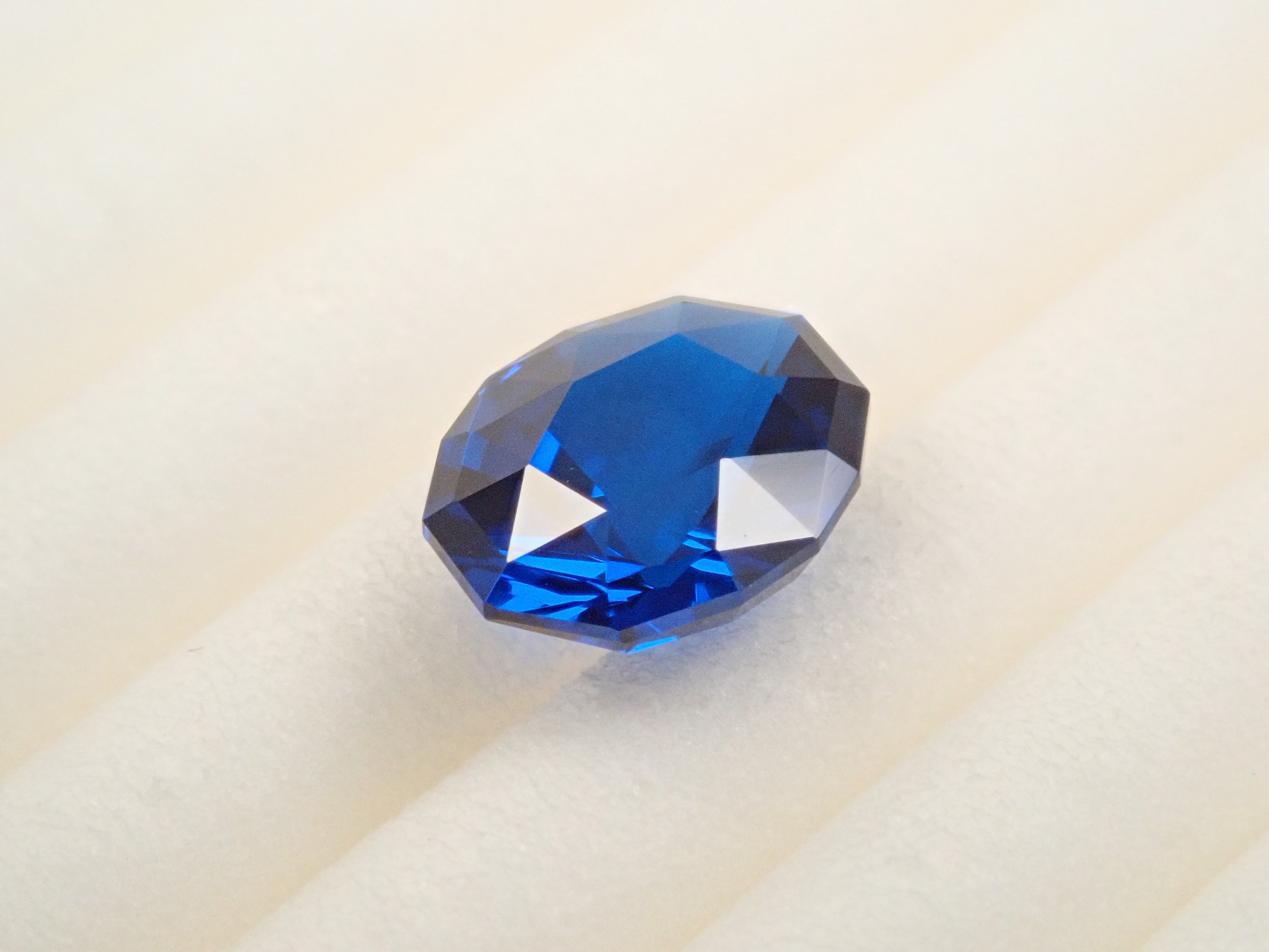 【12561923掲載】合成コバルトスピネル 0.831ctルース