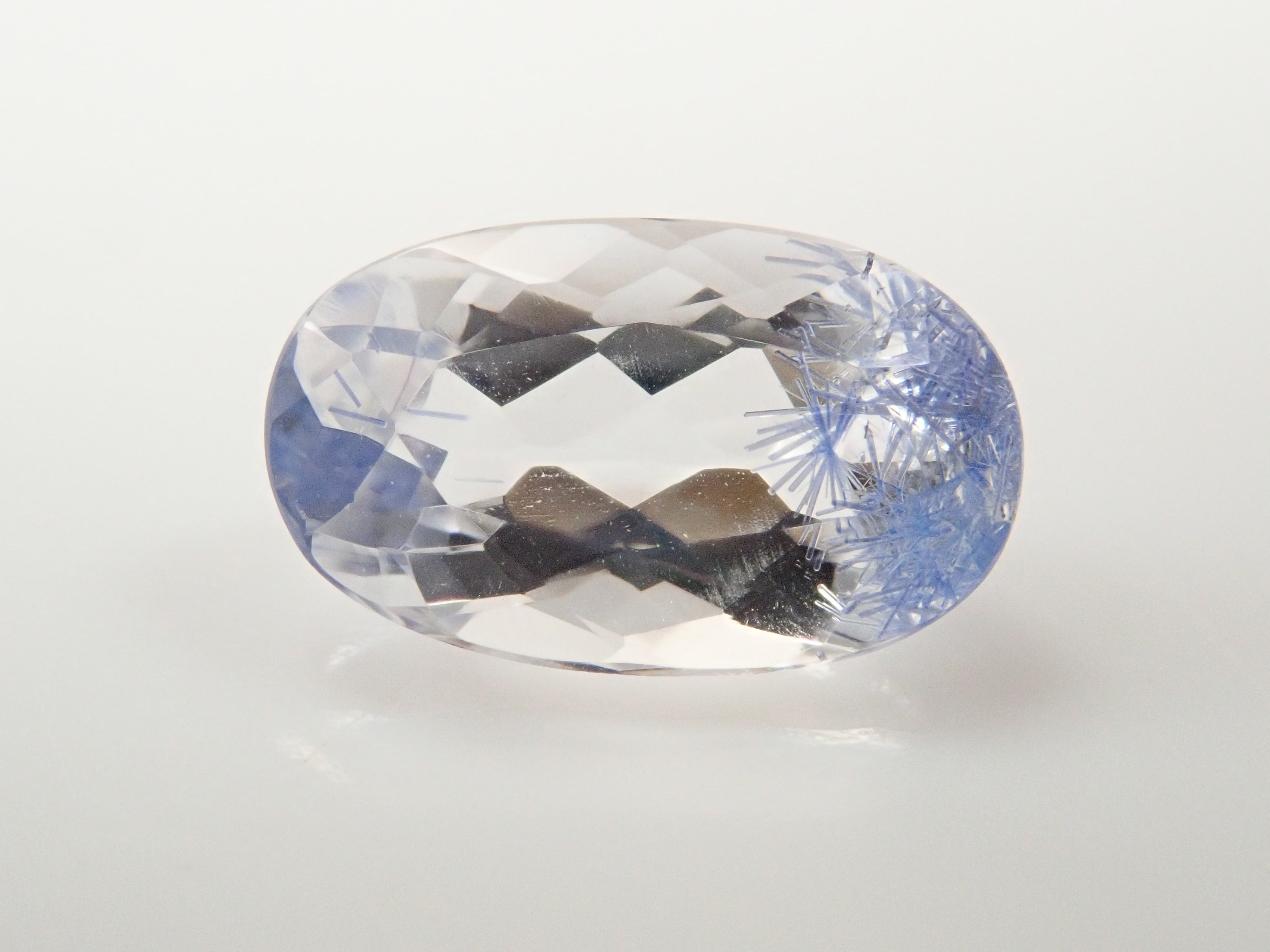 【12562083掲載】ブラジル産デュモルチェライトインクォーツ 1.060ctルース