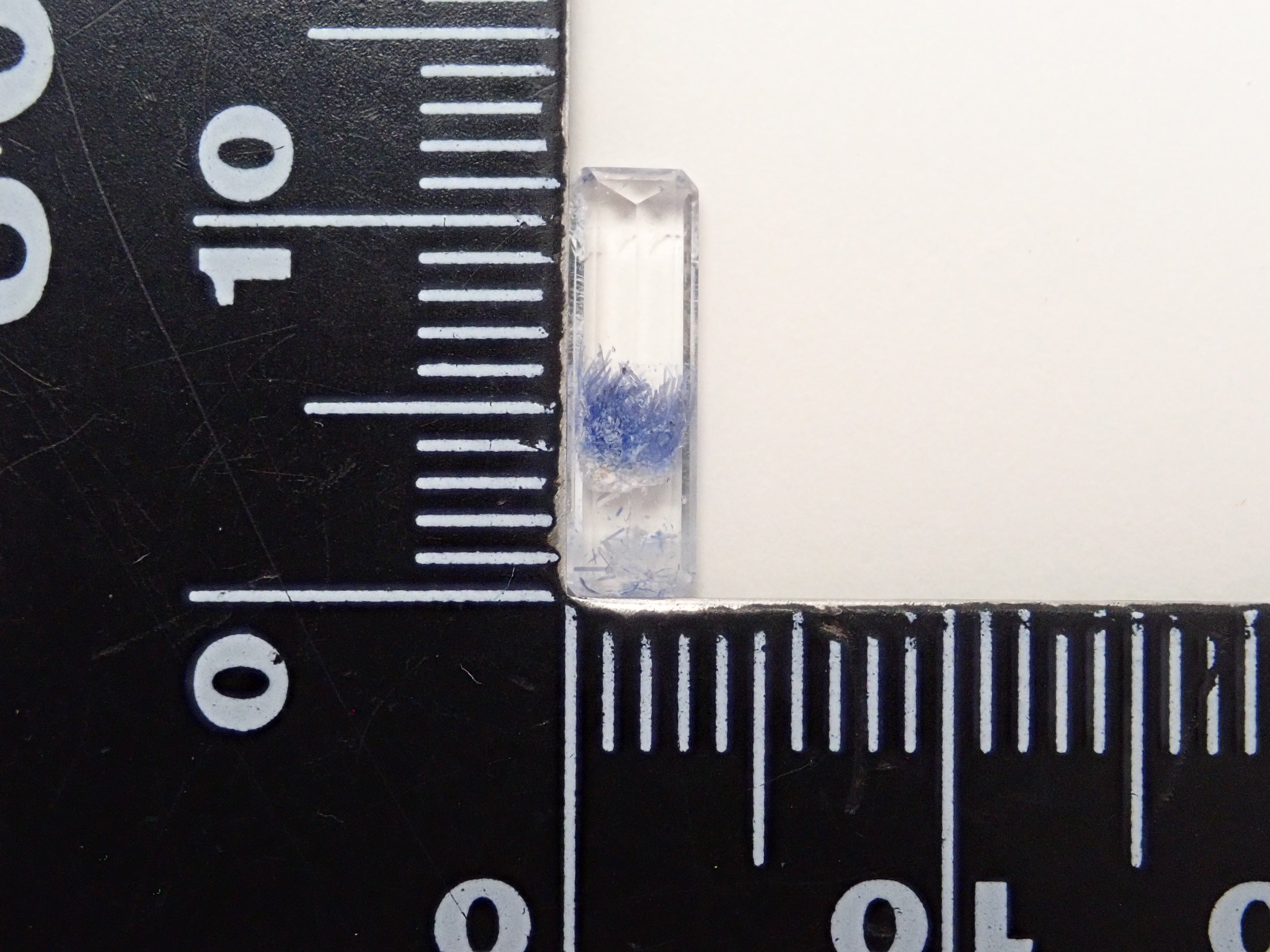 【12562090掲載】ブラジル産デュモルチェライトインクォーツ 0.813ctルース