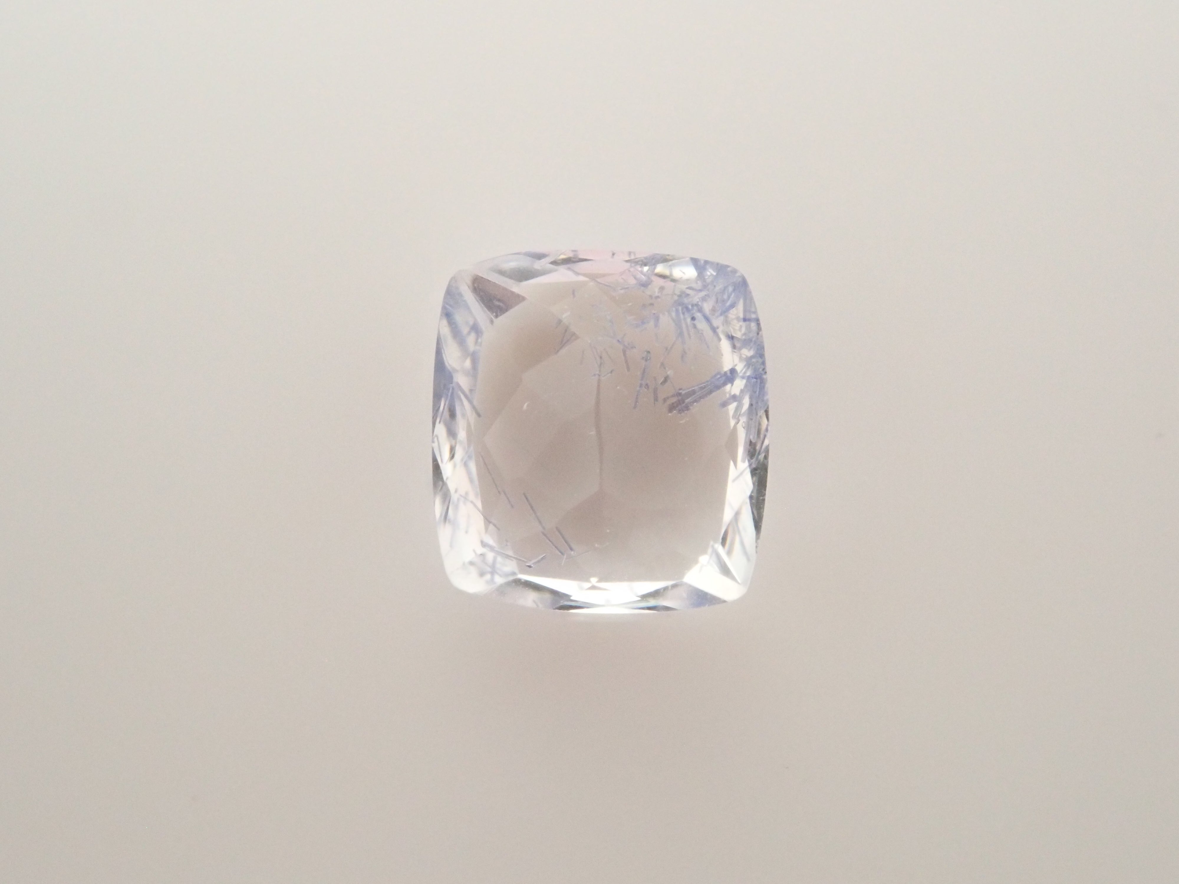 【12562092掲載】ブラジル産デュモルチェライトインクォーツ 0.522ctルース