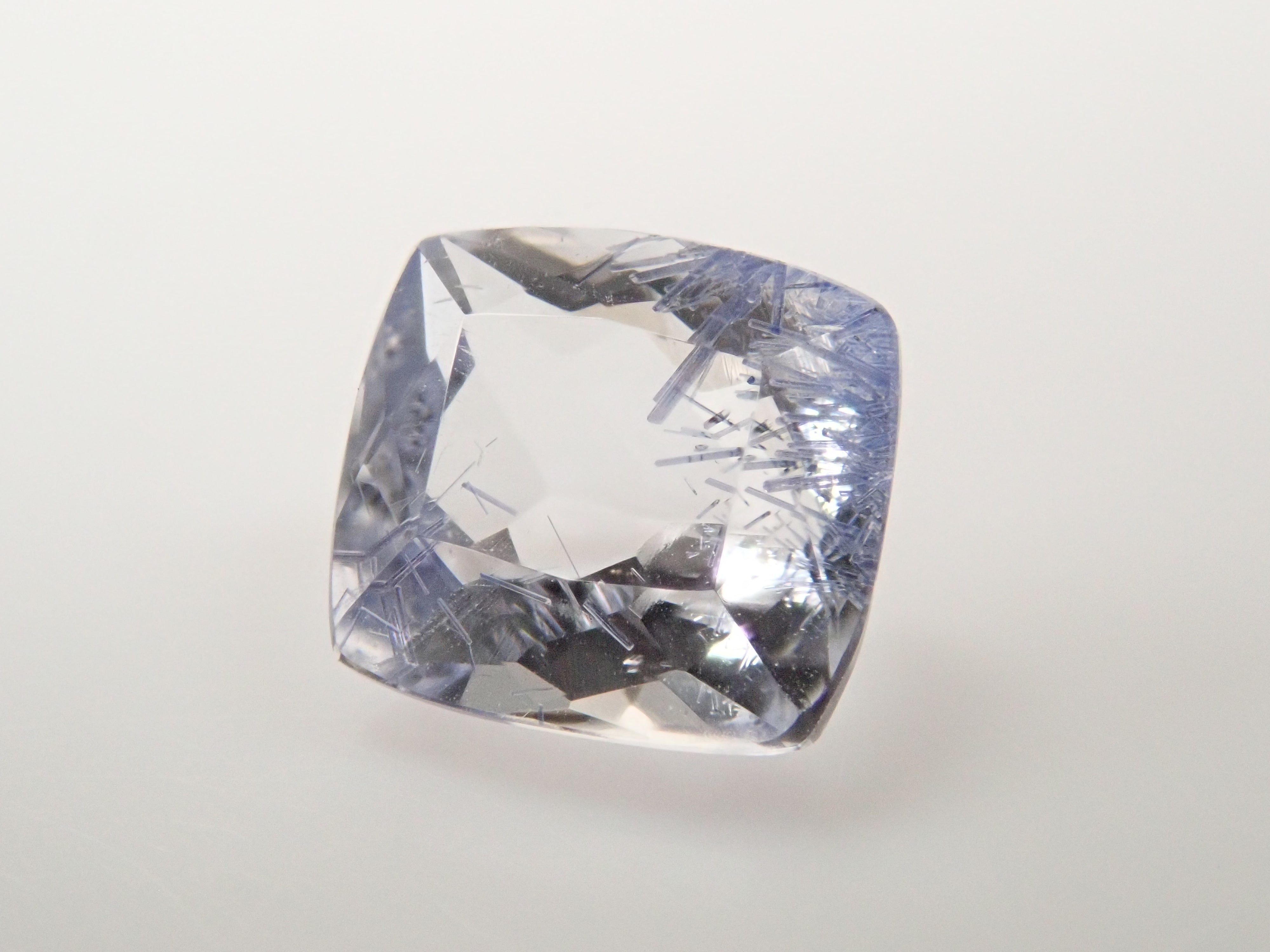 【12562092掲載】ブラジル産デュモルチェライトインクォーツ 0.522ctルース