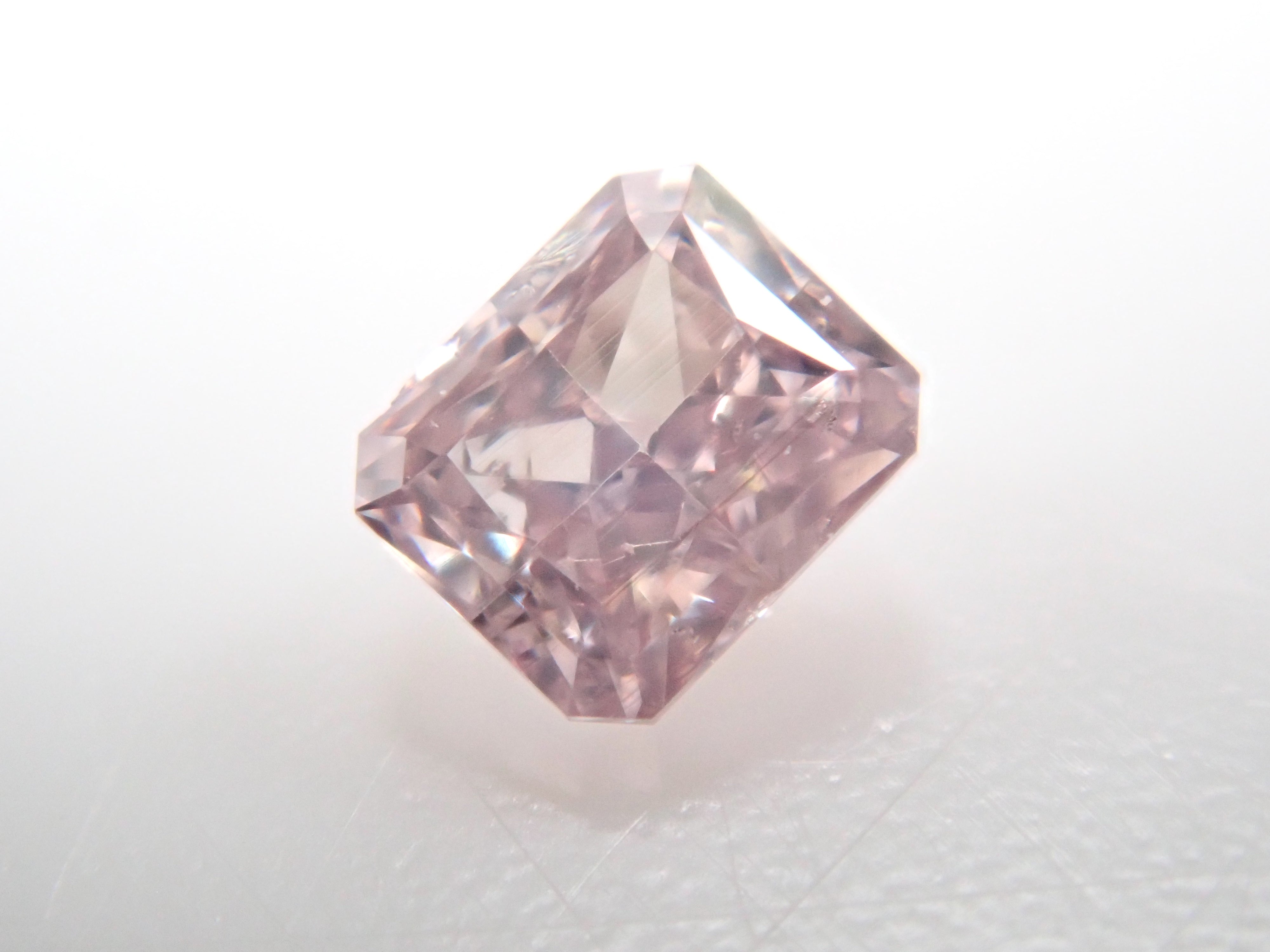 限定10石》通常49,800円のFANCY LIGHT PURPLISH PINK含むピンク