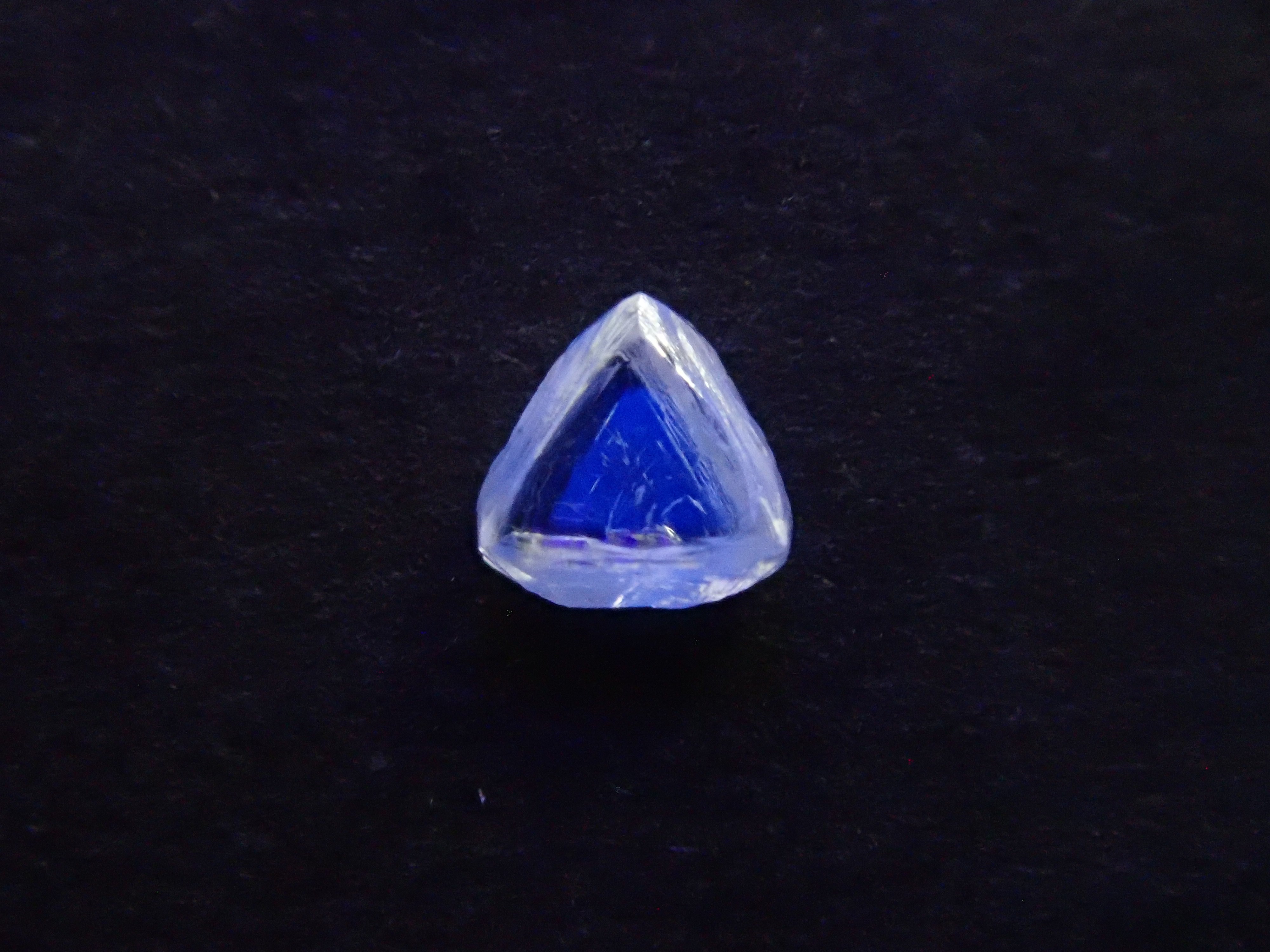 マクルダイヤモンド（トライゴン有） 0.132ctルース