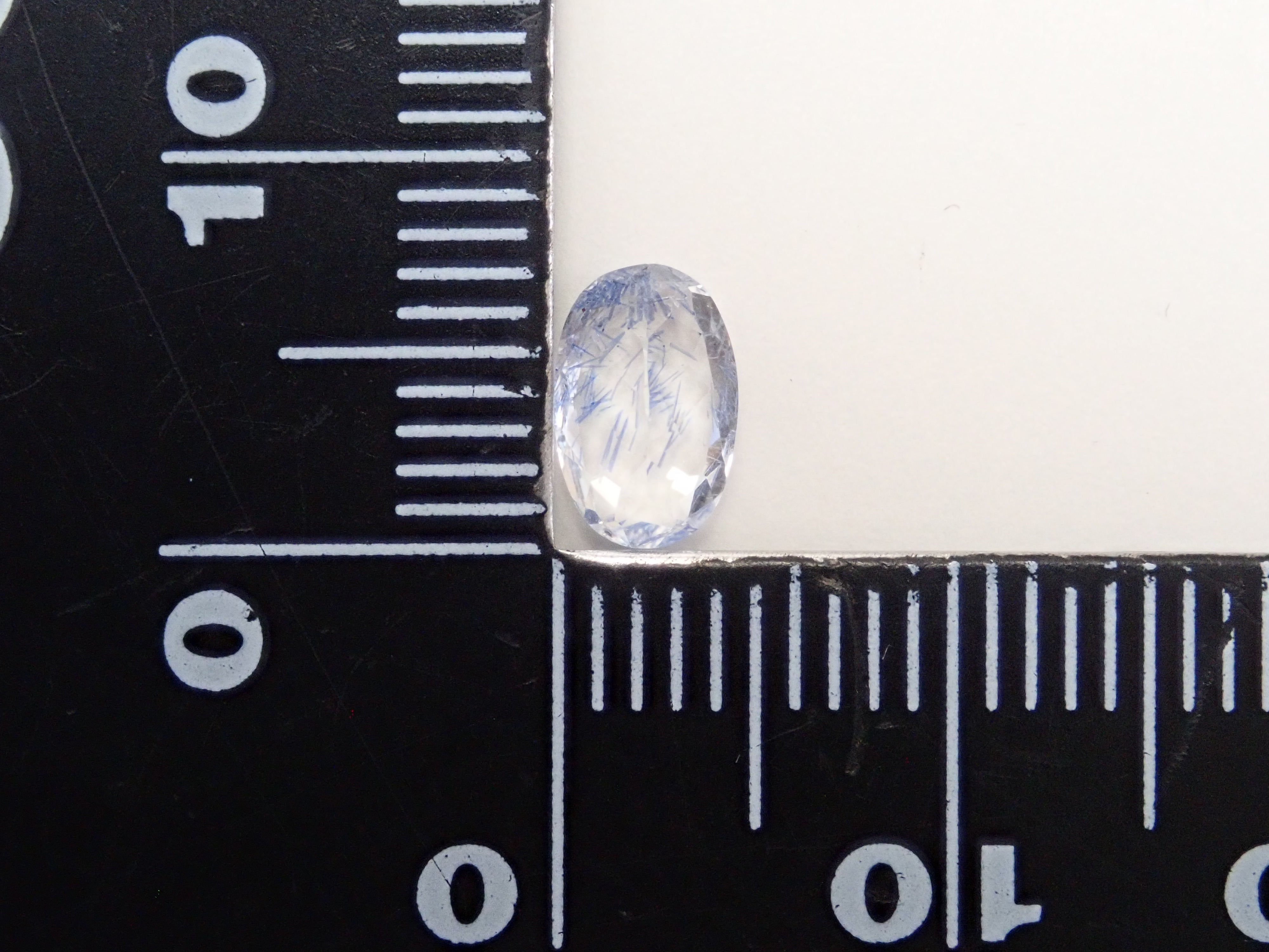 【12562096掲載】ブラジル産デュモルチェライトインクォーツ 0.699ctルース