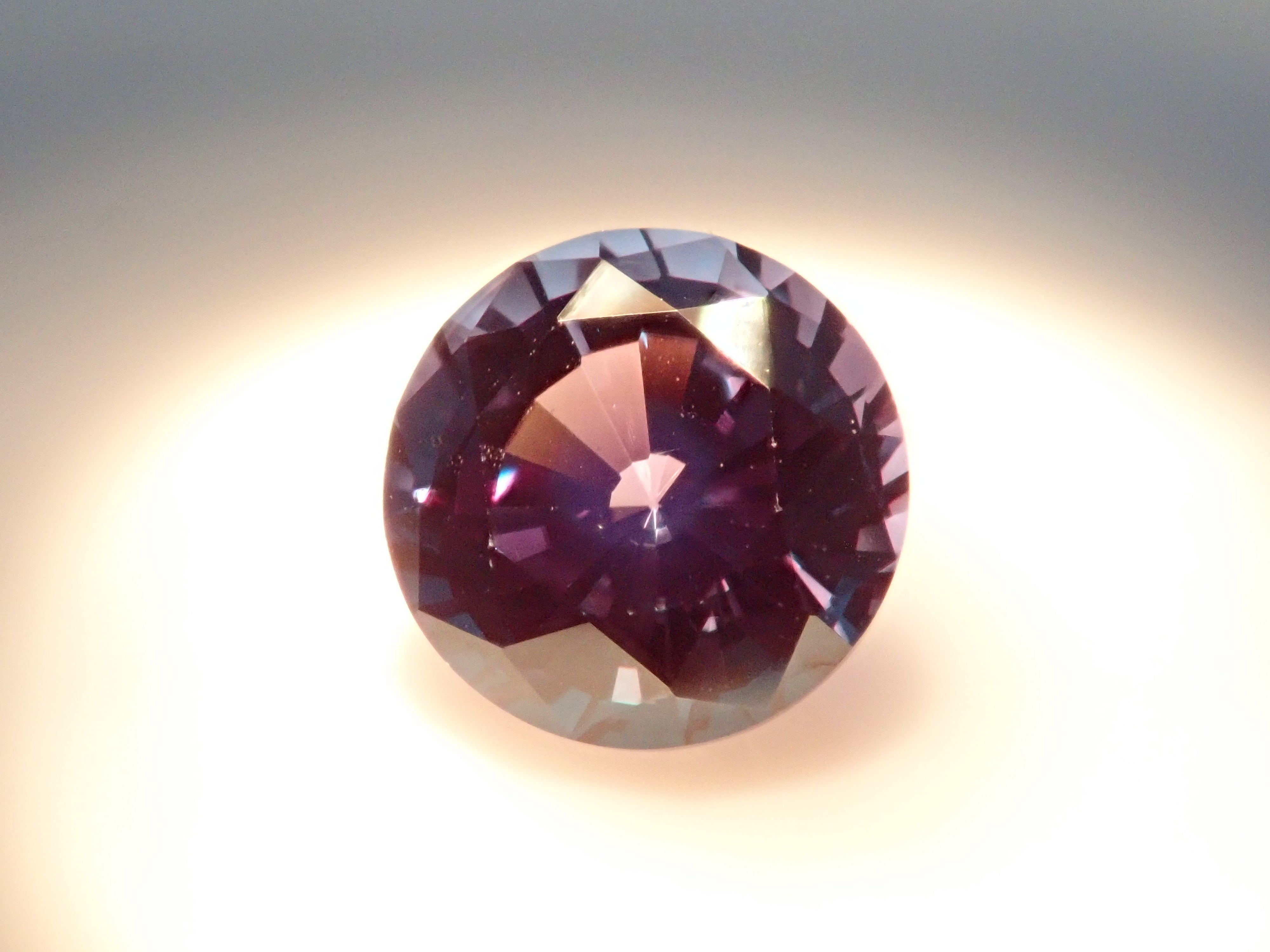 合成アレキサンドライト 0.430ctルース