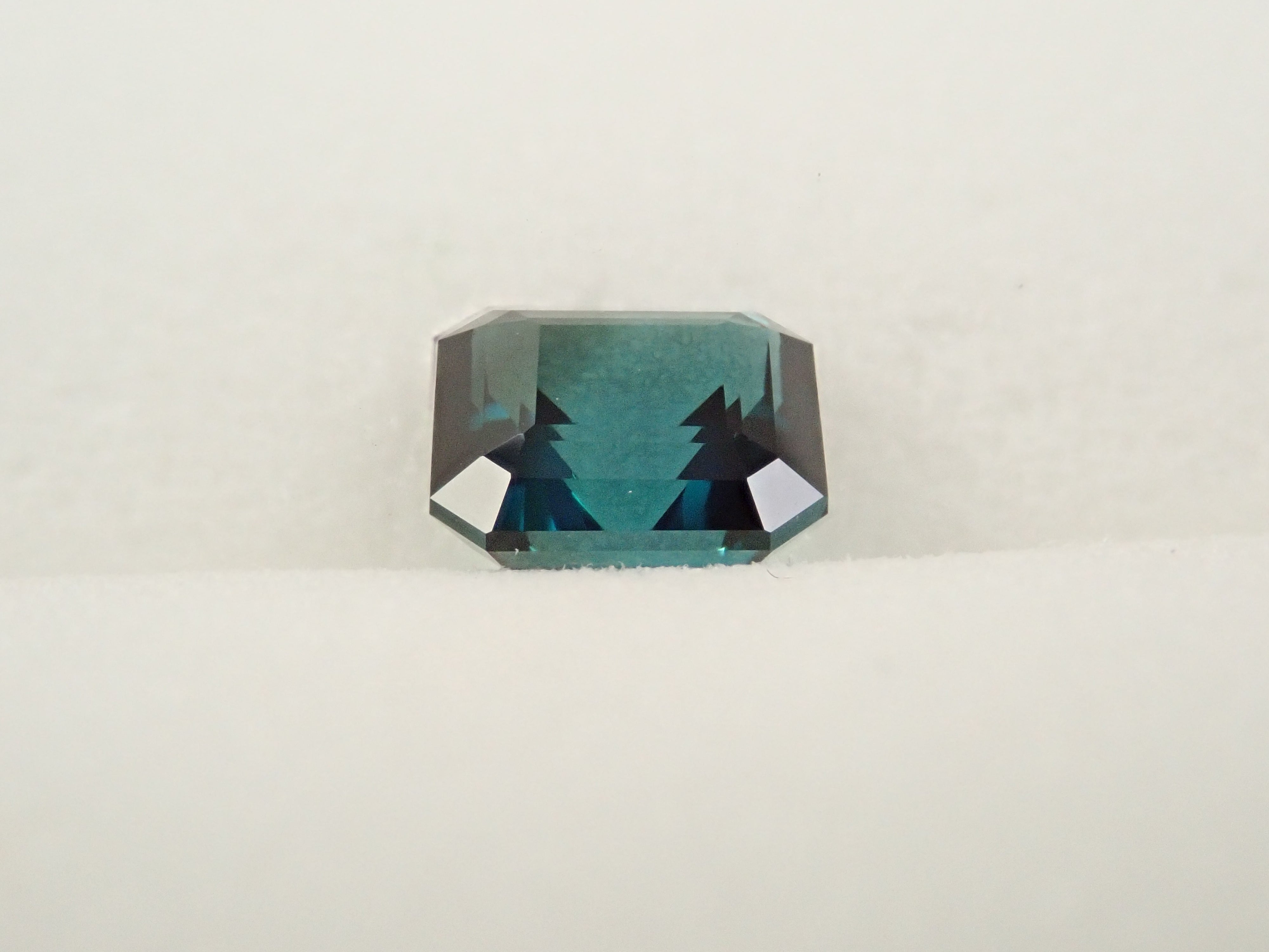 【12561919掲載】ブラジル産ブルートルマリン 0.819ctルース