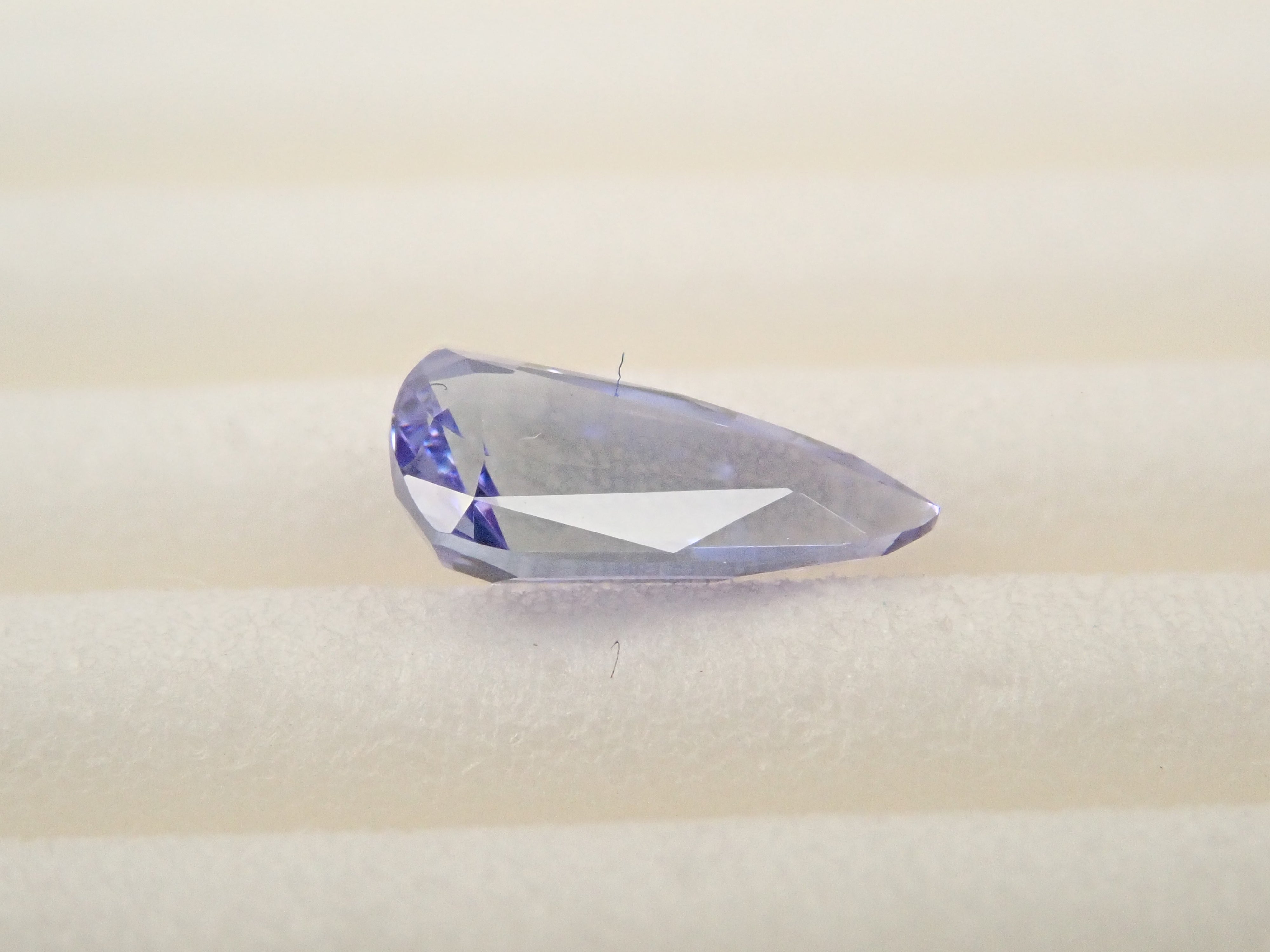 【12562068掲載】タンザニア産タンザナイト 0.416ctルース