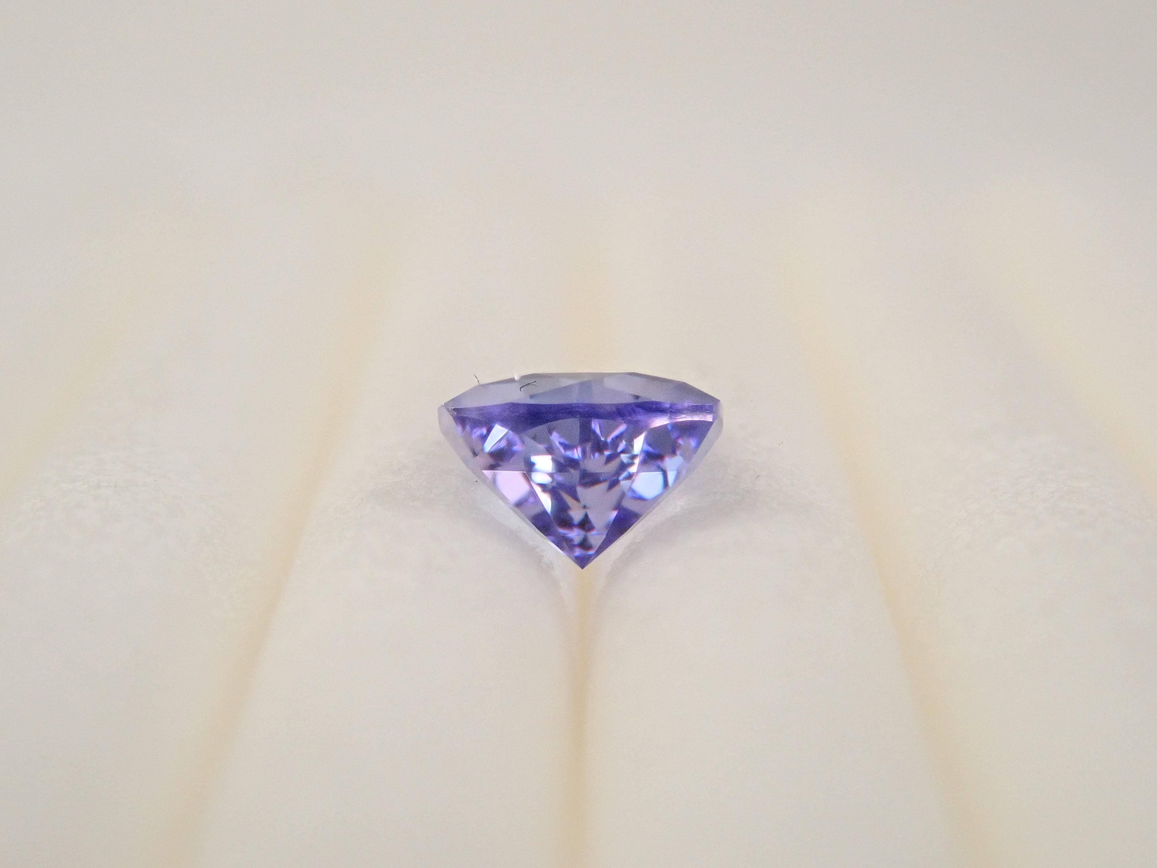 【12562068掲載】タンザニア産タンザナイト 0.416ctルース