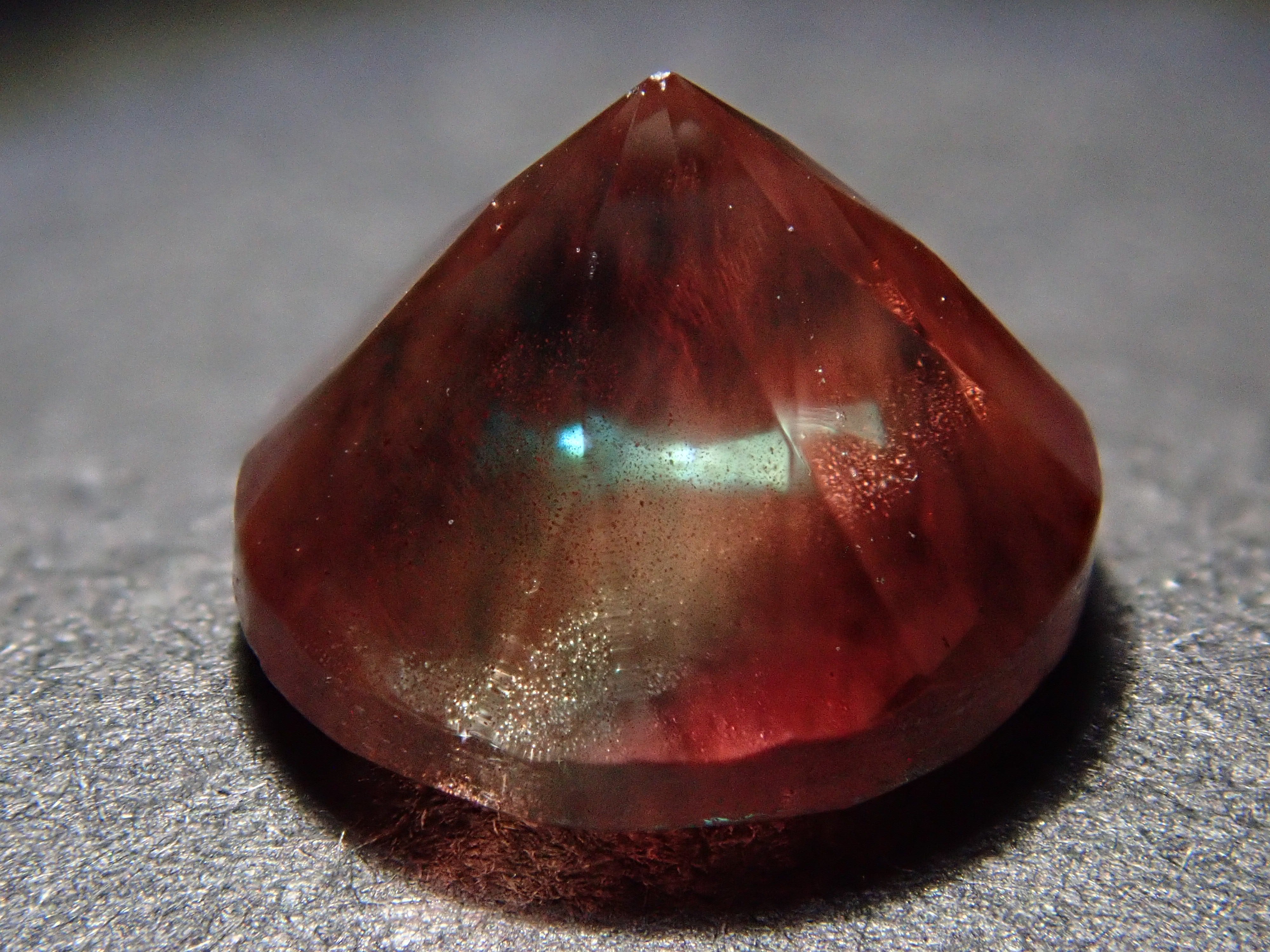 【12562075掲載】アメリカ産オレゴンサンストーン 1.366ctルース