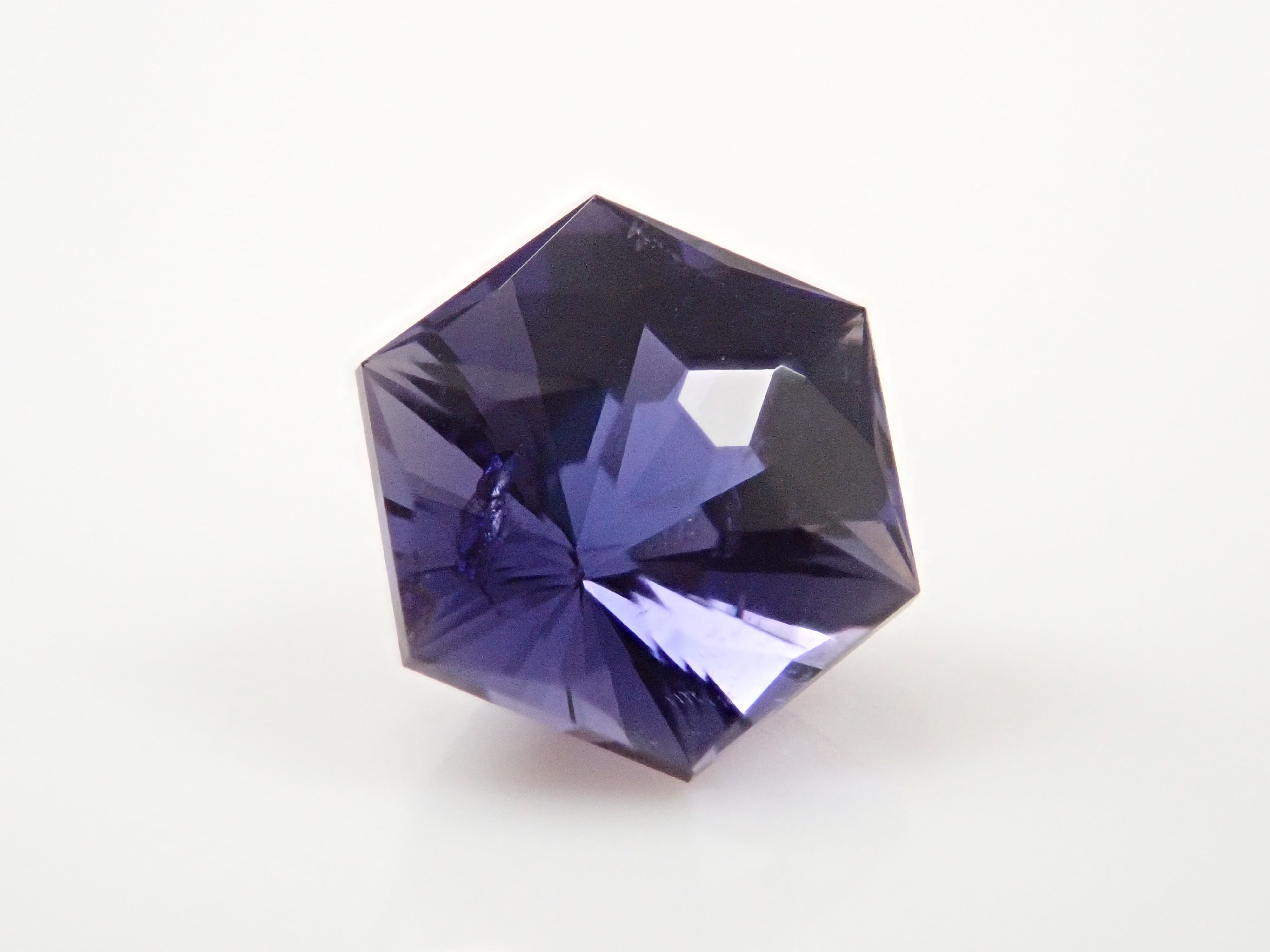 【12562099掲載】インド産アイオライトサンストーン 0.920ctルース