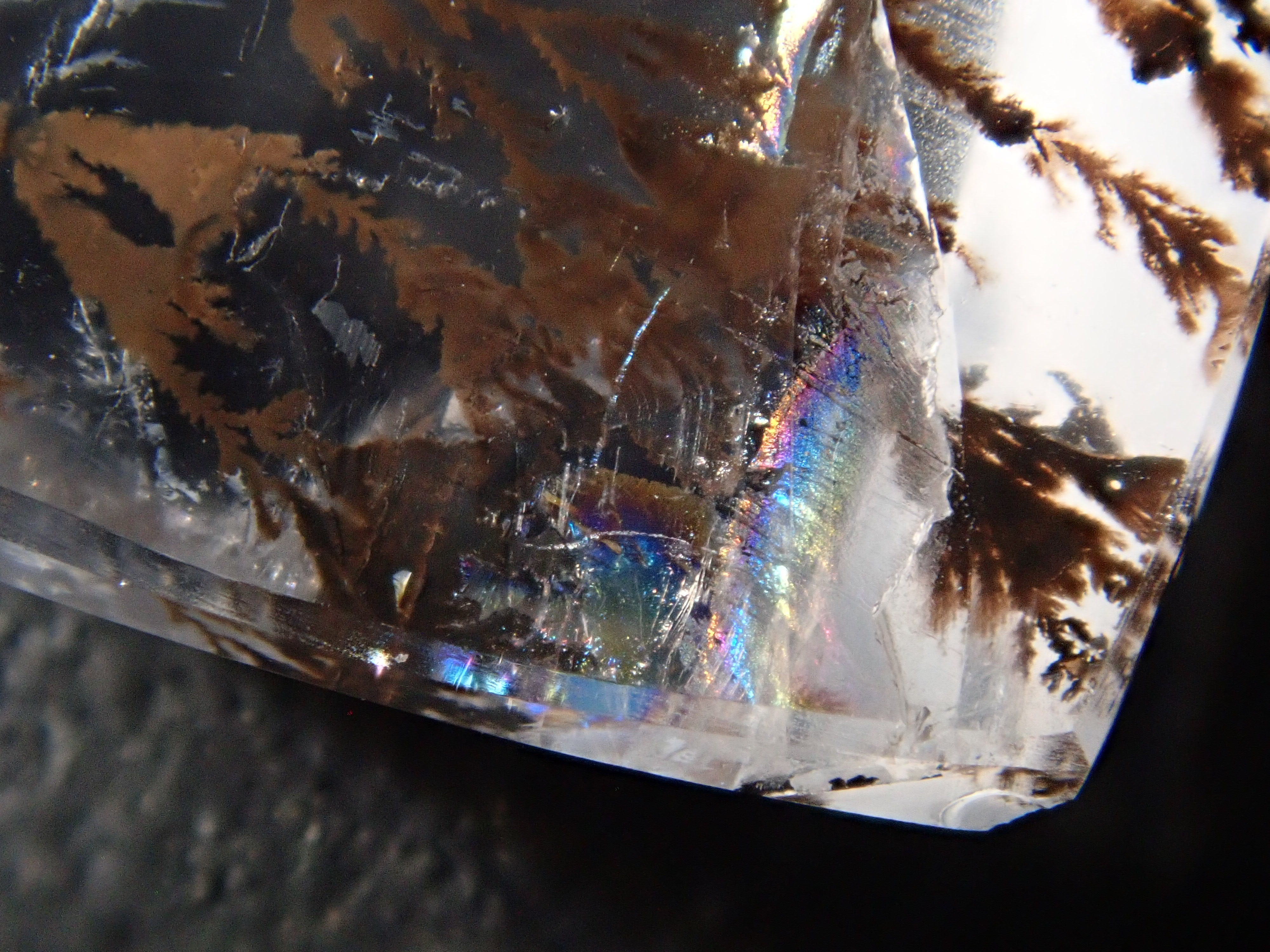 【12562082掲載】ブラジル産デンドリティッククォーツ 6.059ctルース