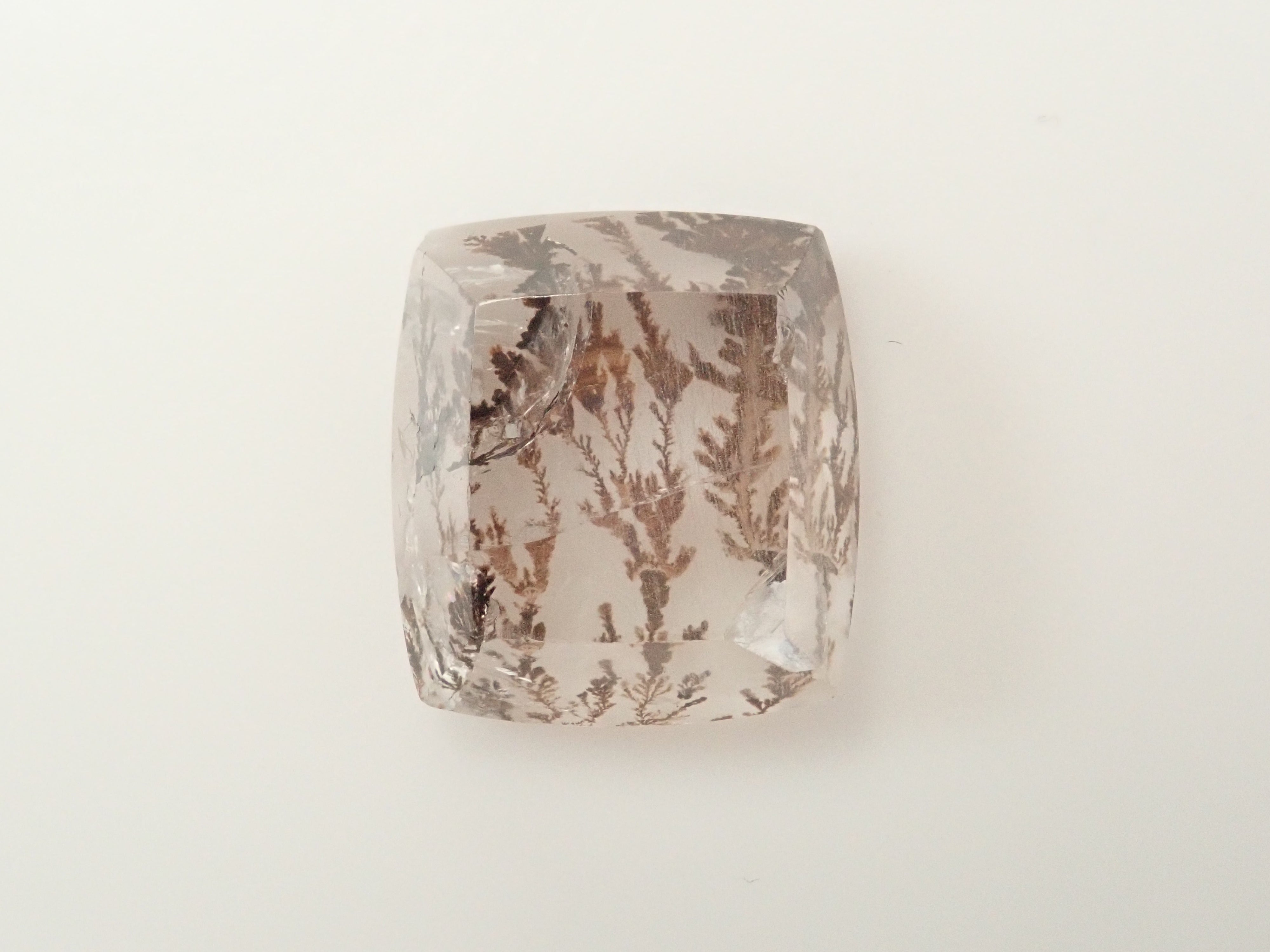 【12562082掲載】ブラジル産デンドリティッククォーツ 6.059ctルース