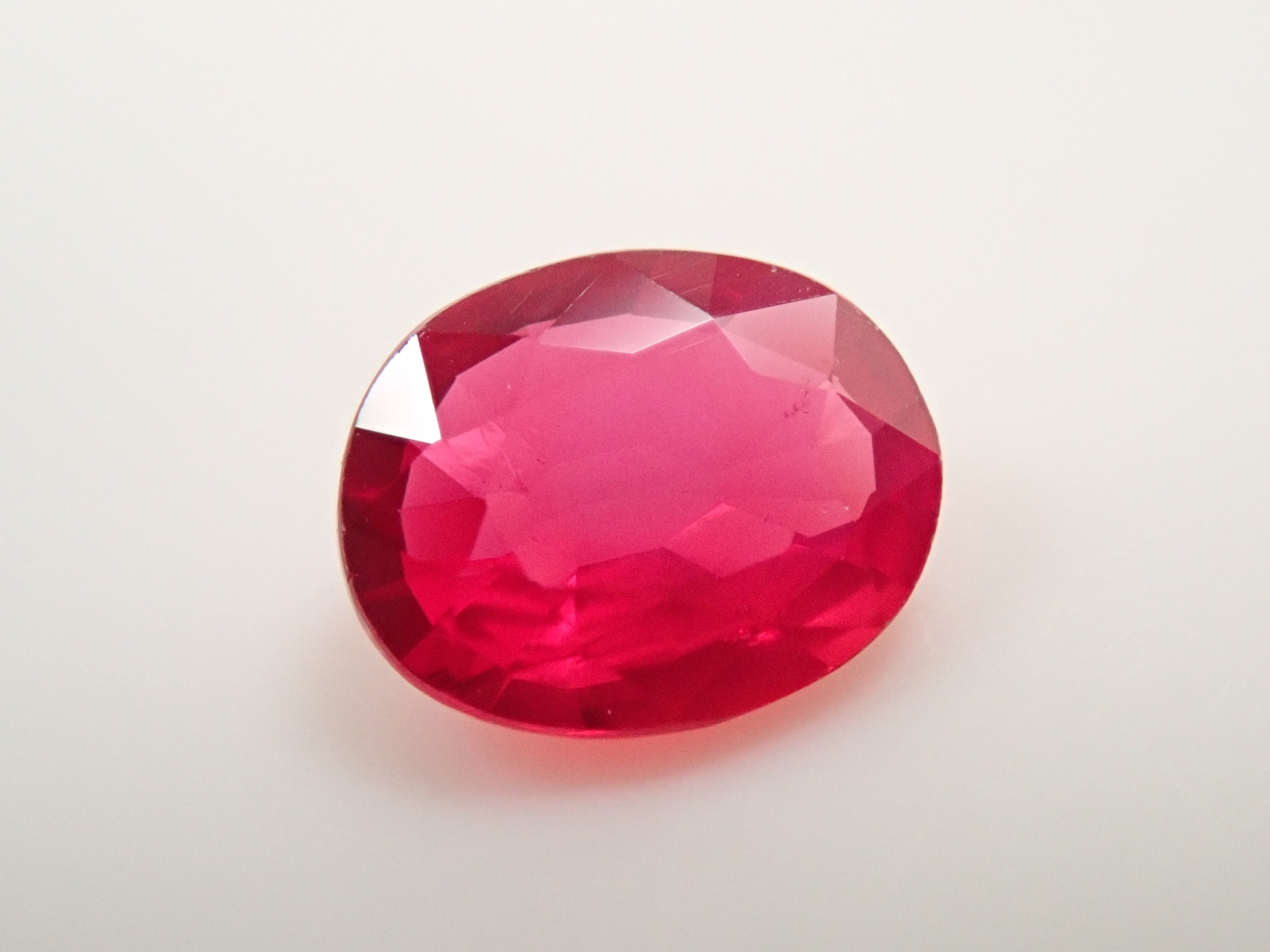 非加熱ピジョンブラッドルビー  0.380ctルース