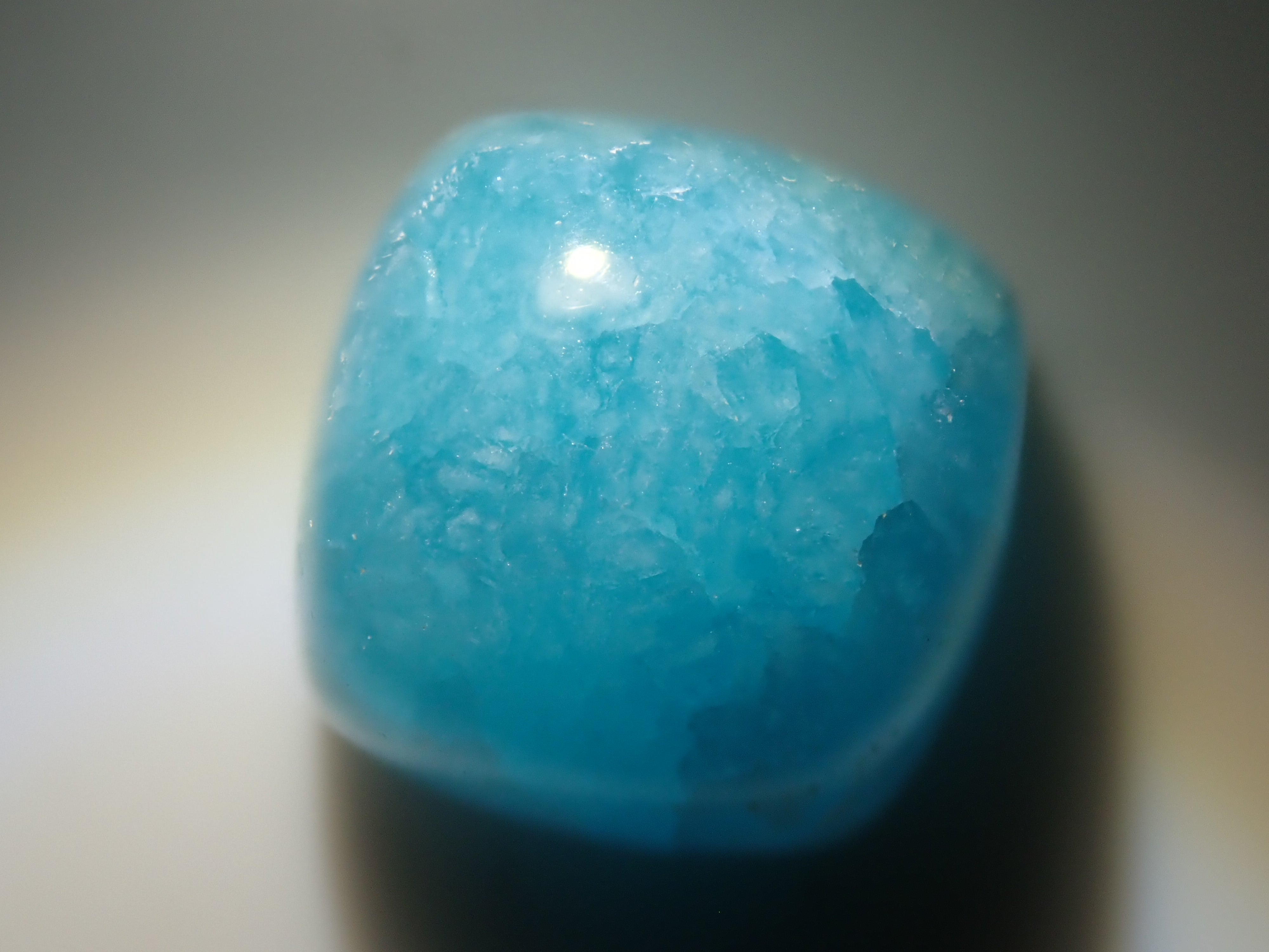 【12562031掲載】コンゴ産ヘミモルファイト 6.928ctルース