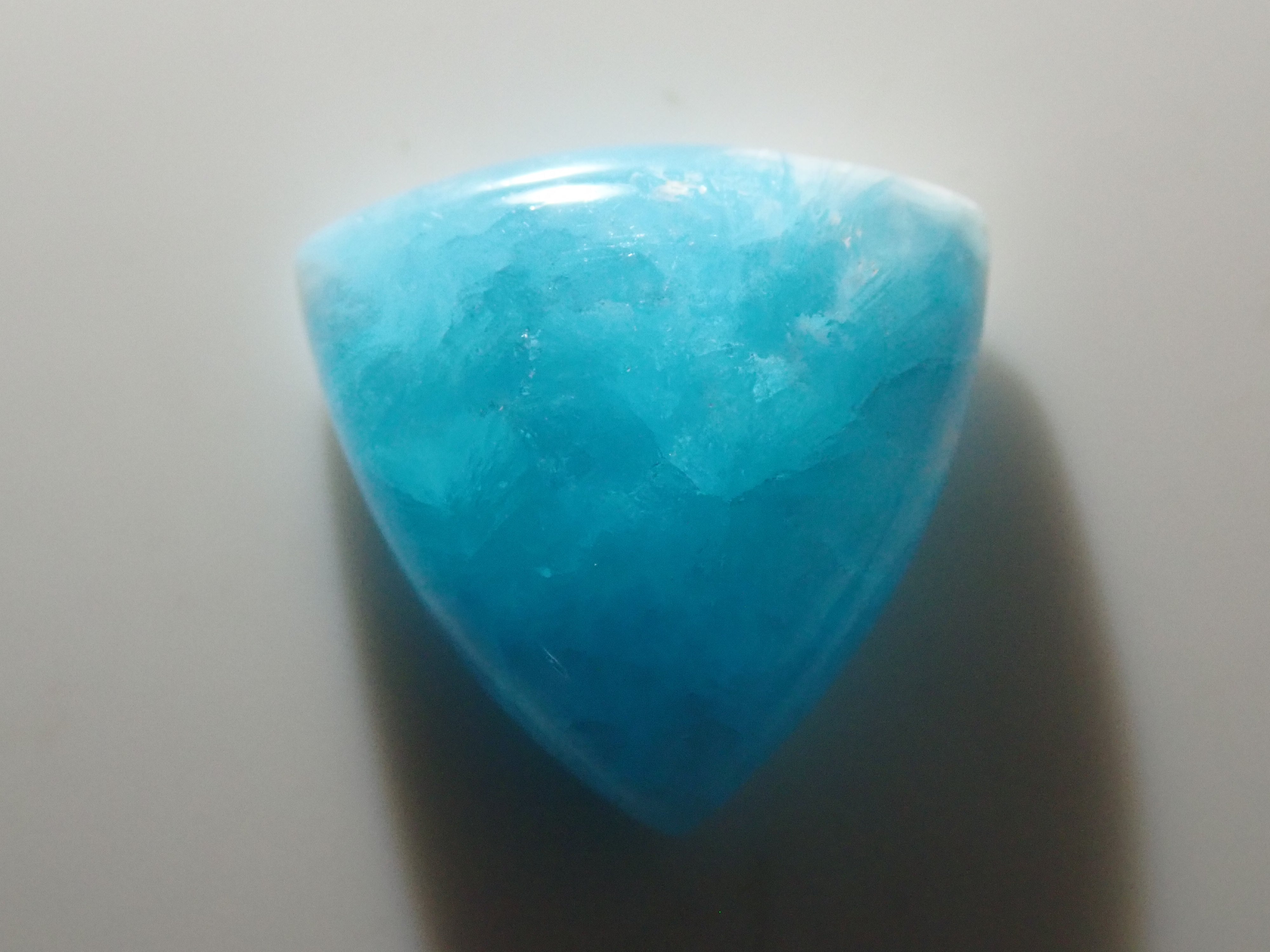 【12562032掲載】コンゴ産ヘミモルファイト 4.009ctルース