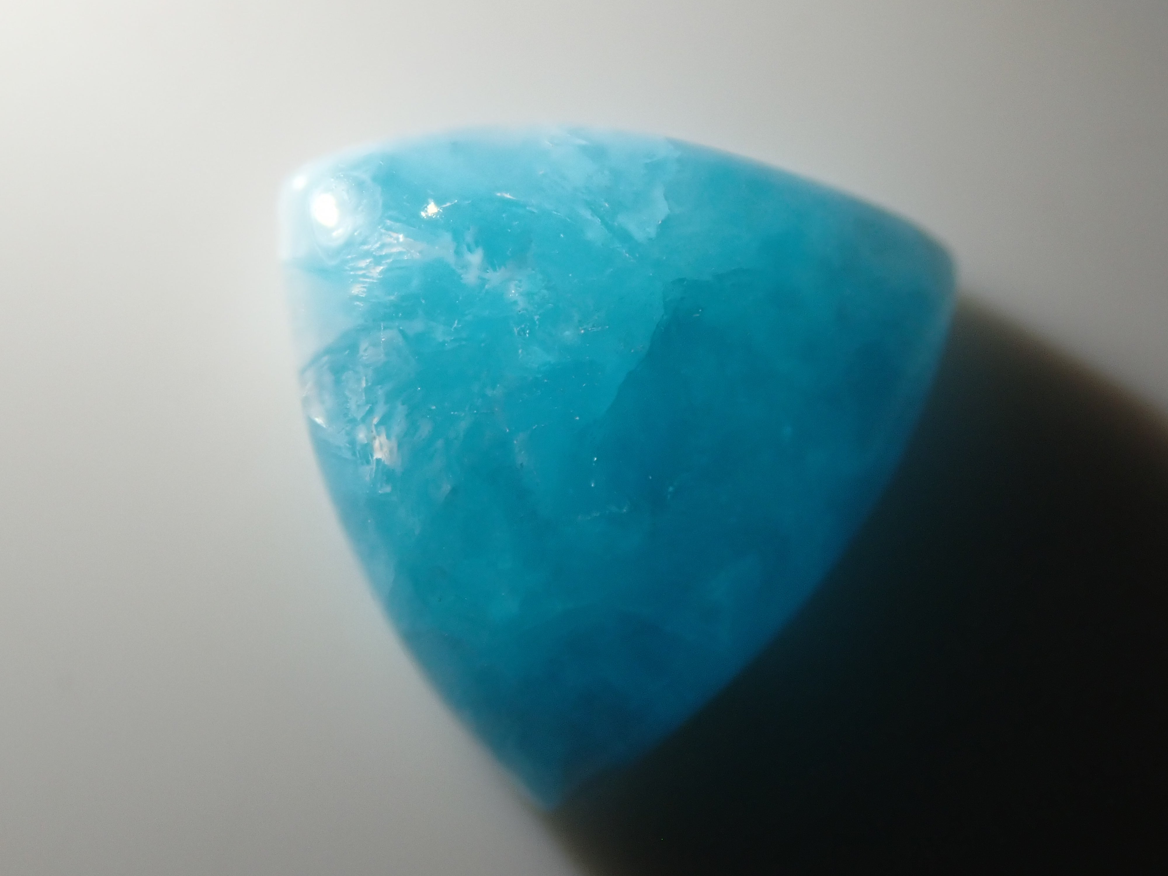 【12562032掲載】コンゴ産ヘミモルファイト 4.009ctルース