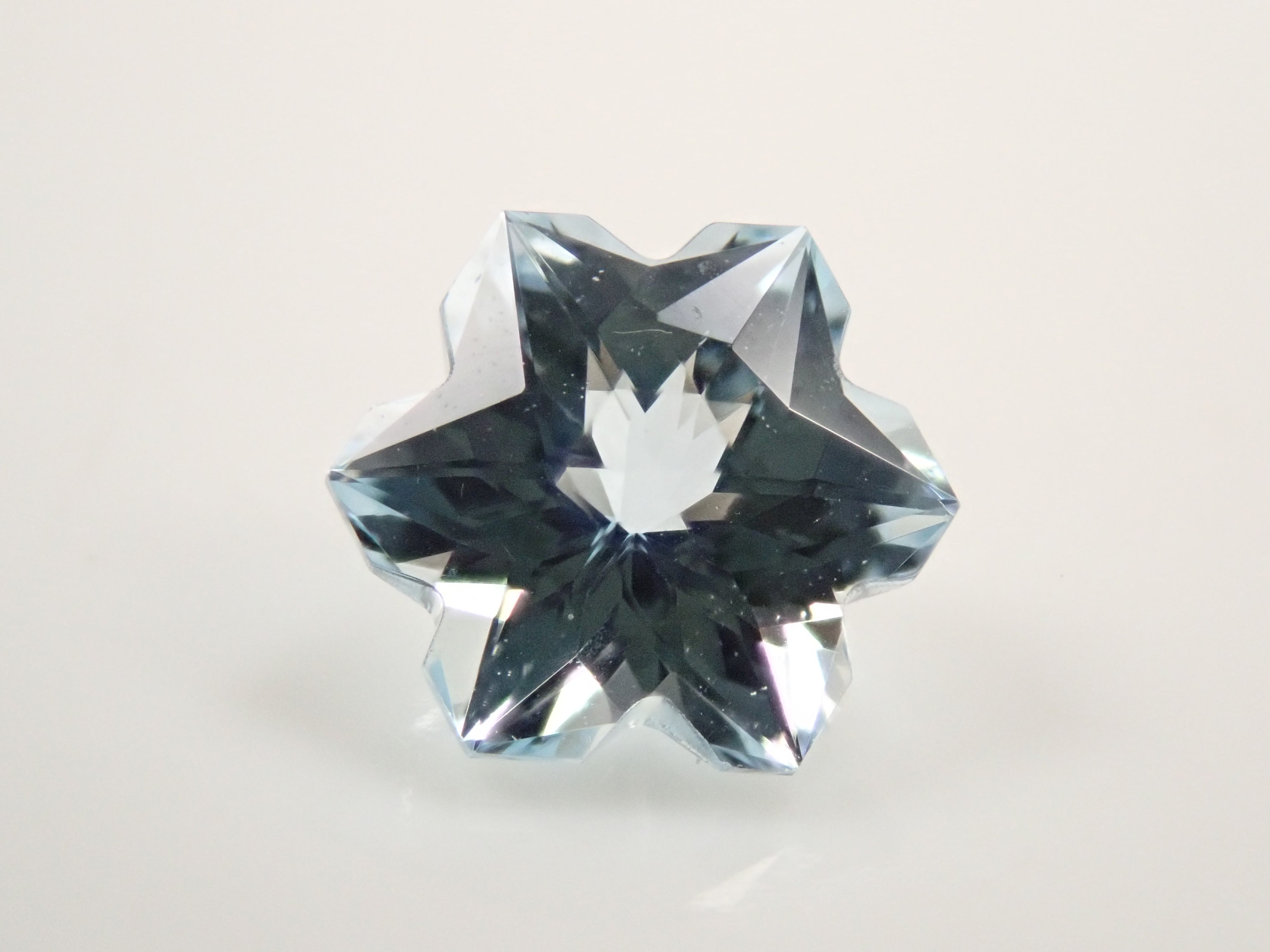 【12562067掲載】ブラジル産スカイブルートパーズ 0.746ctルース