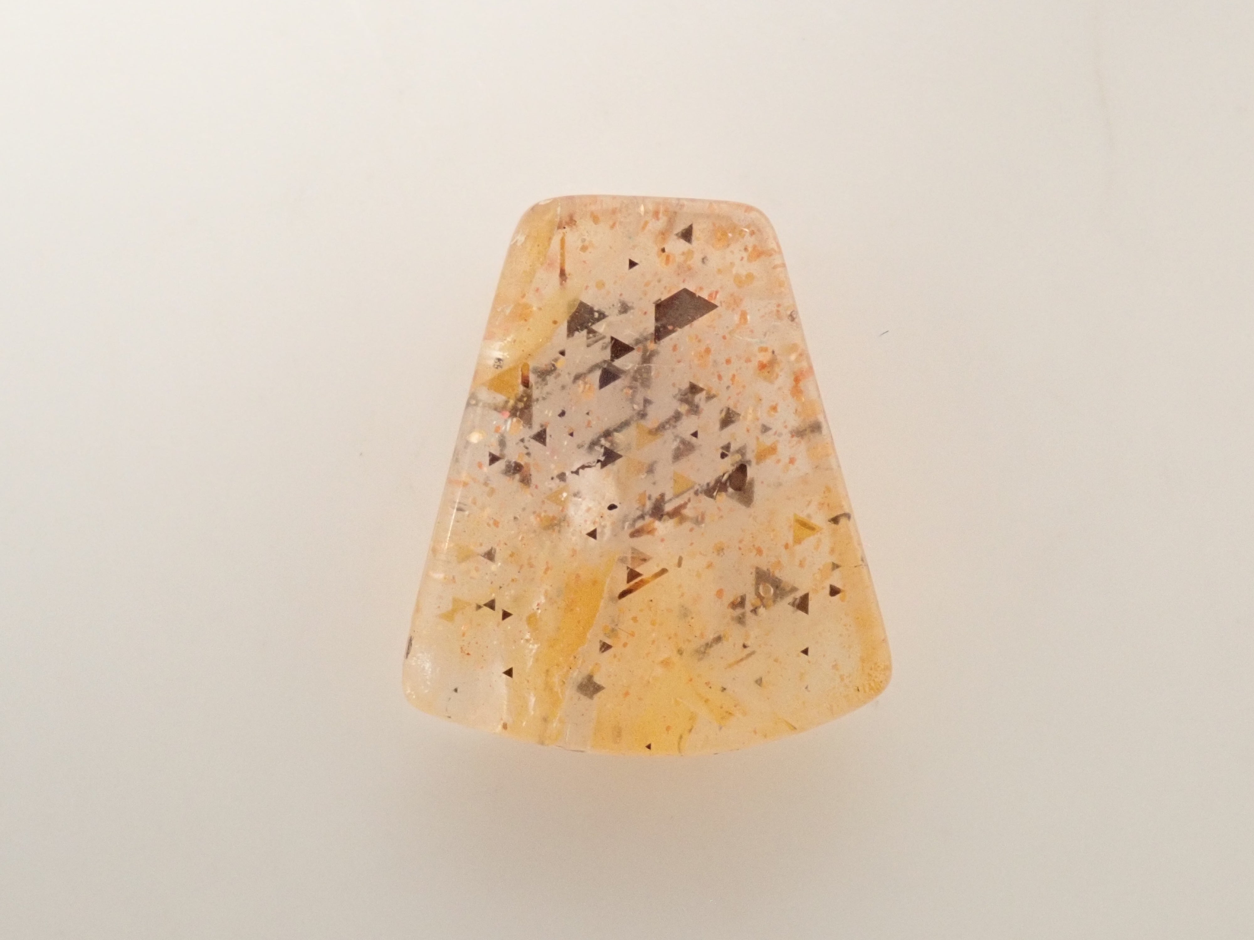 【3/24 22時販売】オーストラリア産レインボーラティスサンストーン 3.327ctルース