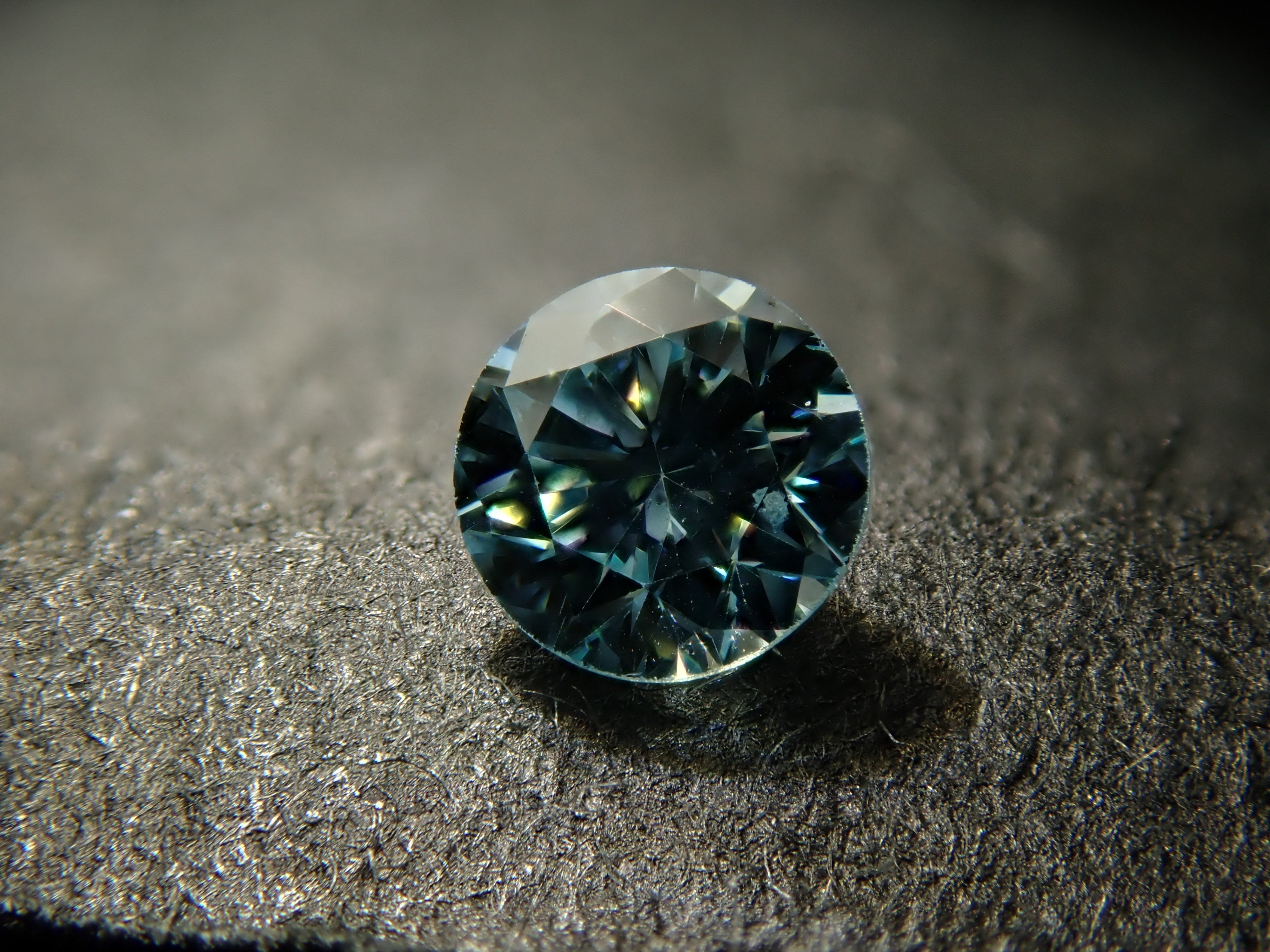ブルーダイヤモンド（トリートメント） 0.095ctルース(Fancy Greenish Blue, SI1)