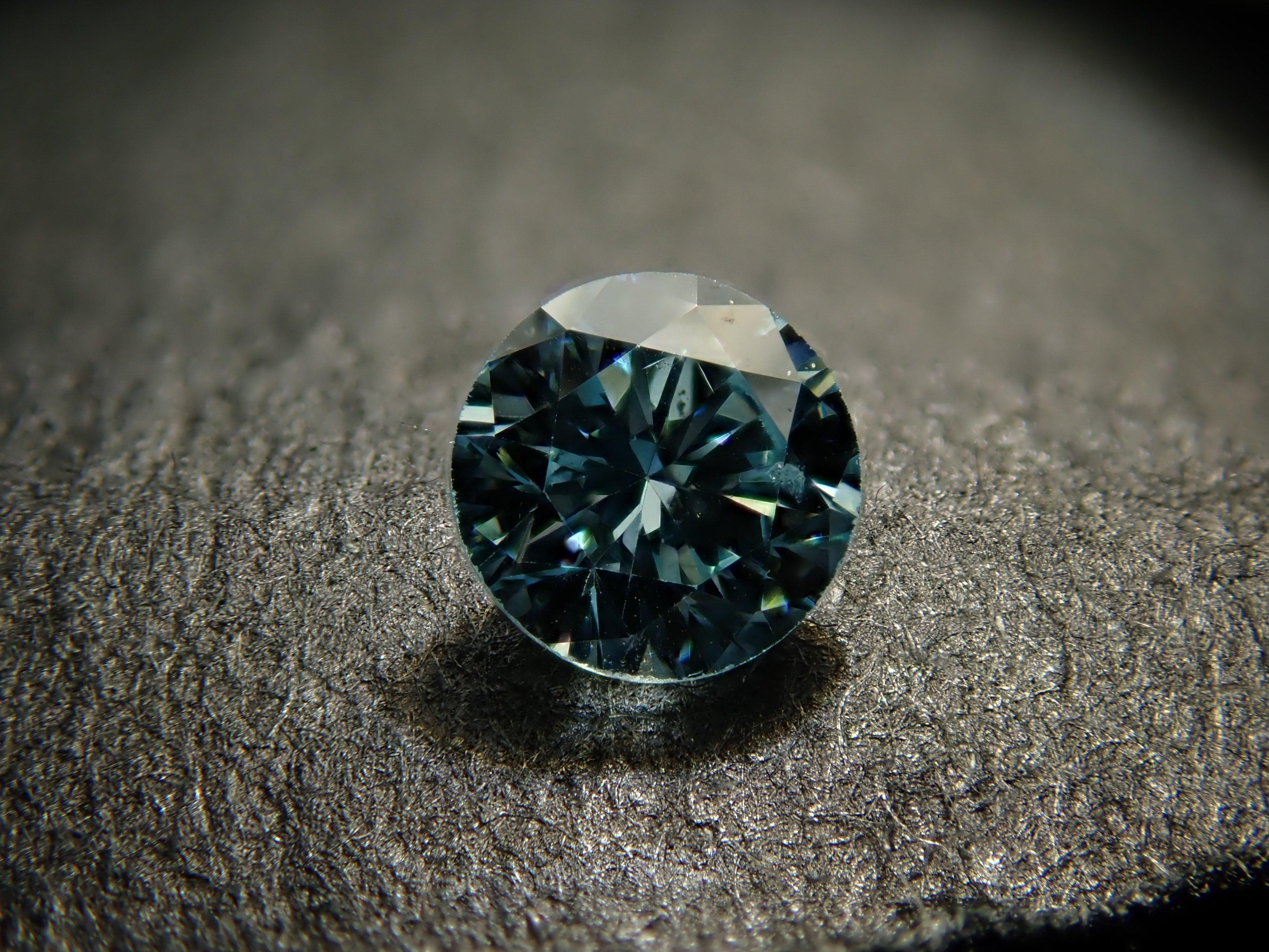 ブルーダイヤモンド（トリートメント） 0.095ctルース(Fancy Greenish Blue, SI1)