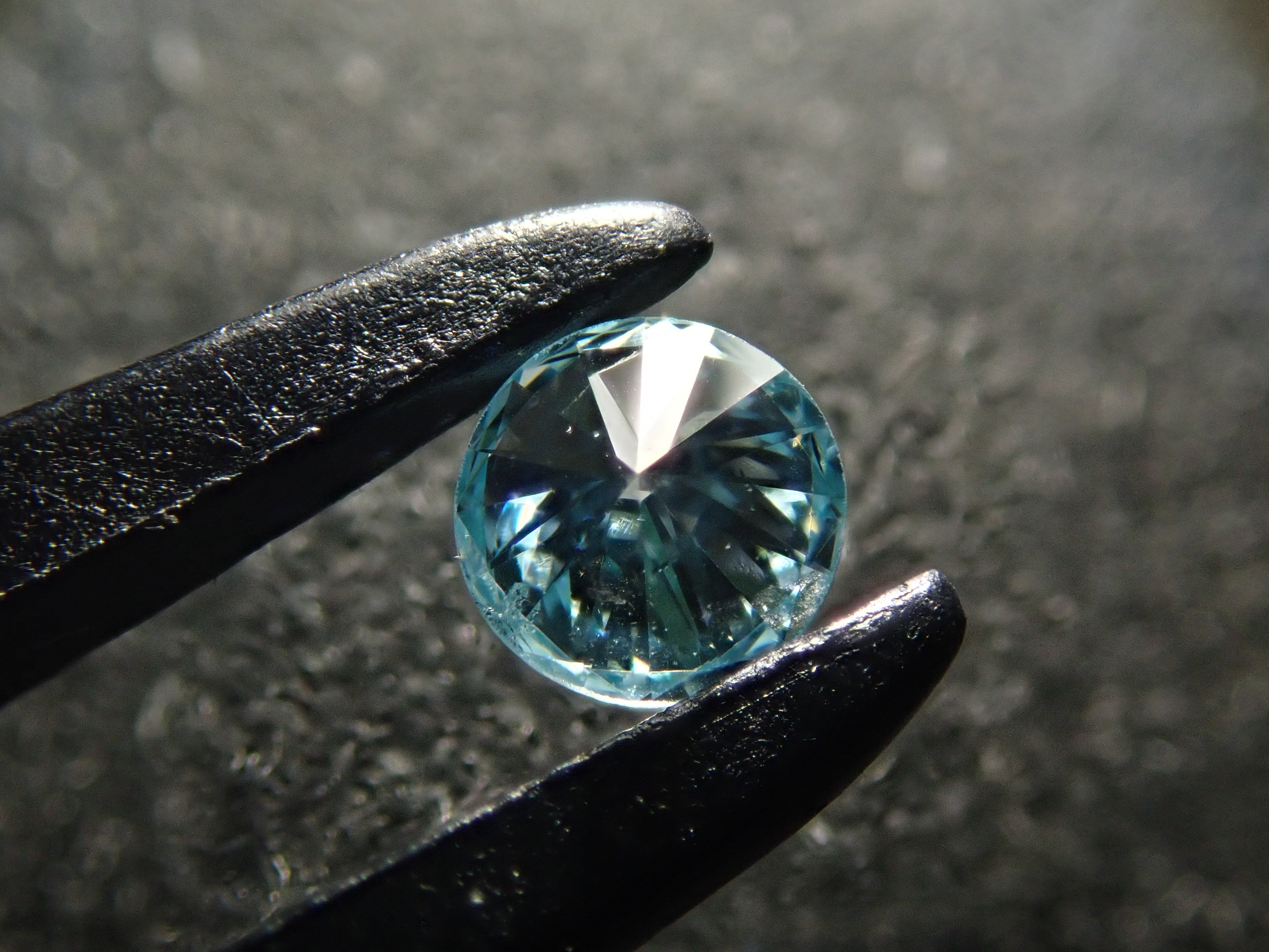 ブルーダイヤモンド（トリートメント） 0.095ctルース(Fancy Greenish Blue, SI1)