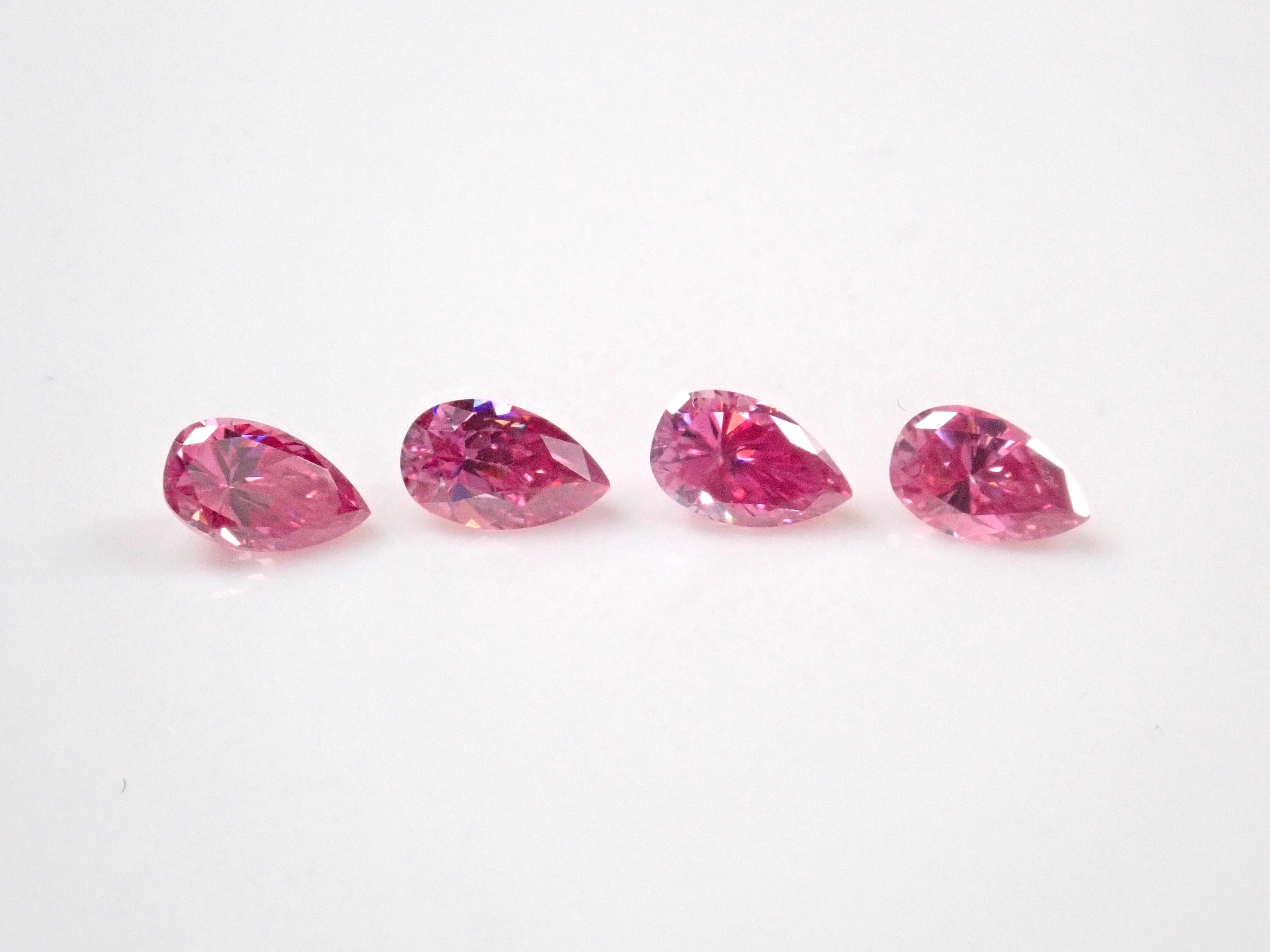 Limited to 4 stones: 1 synthetic moissanite loose stone (pink moissanite, pear shape, 3 x 5 mm) Multiple purchase discounts available