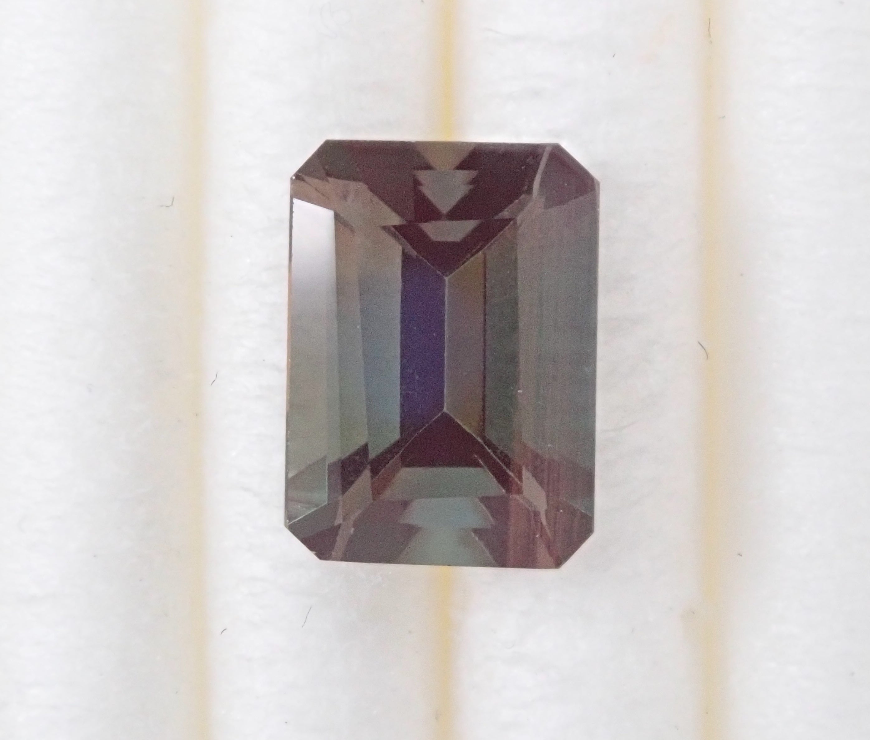 【5/6 22時販売】《限定23石》フォスフォフィライトやレッドベリル0.1ctupやピンクダイヤ（FANCY LIGHT PURPLISH PINK）など含むがジェムガチャ1石《複数購入割引有》