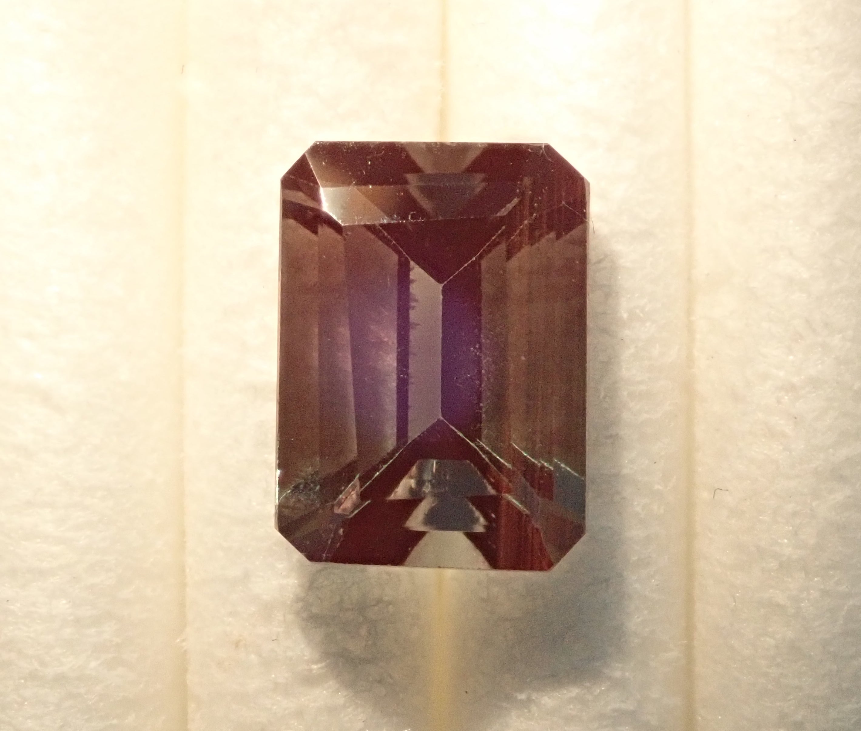 【5/6 22時販売】《限定23石》フォスフォフィライトやレッドベリル0.1ctupやピンクダイヤ（FANCY LIGHT PURPLISH PINK）など含むがジェムガチャ1石《複数購入割引有》