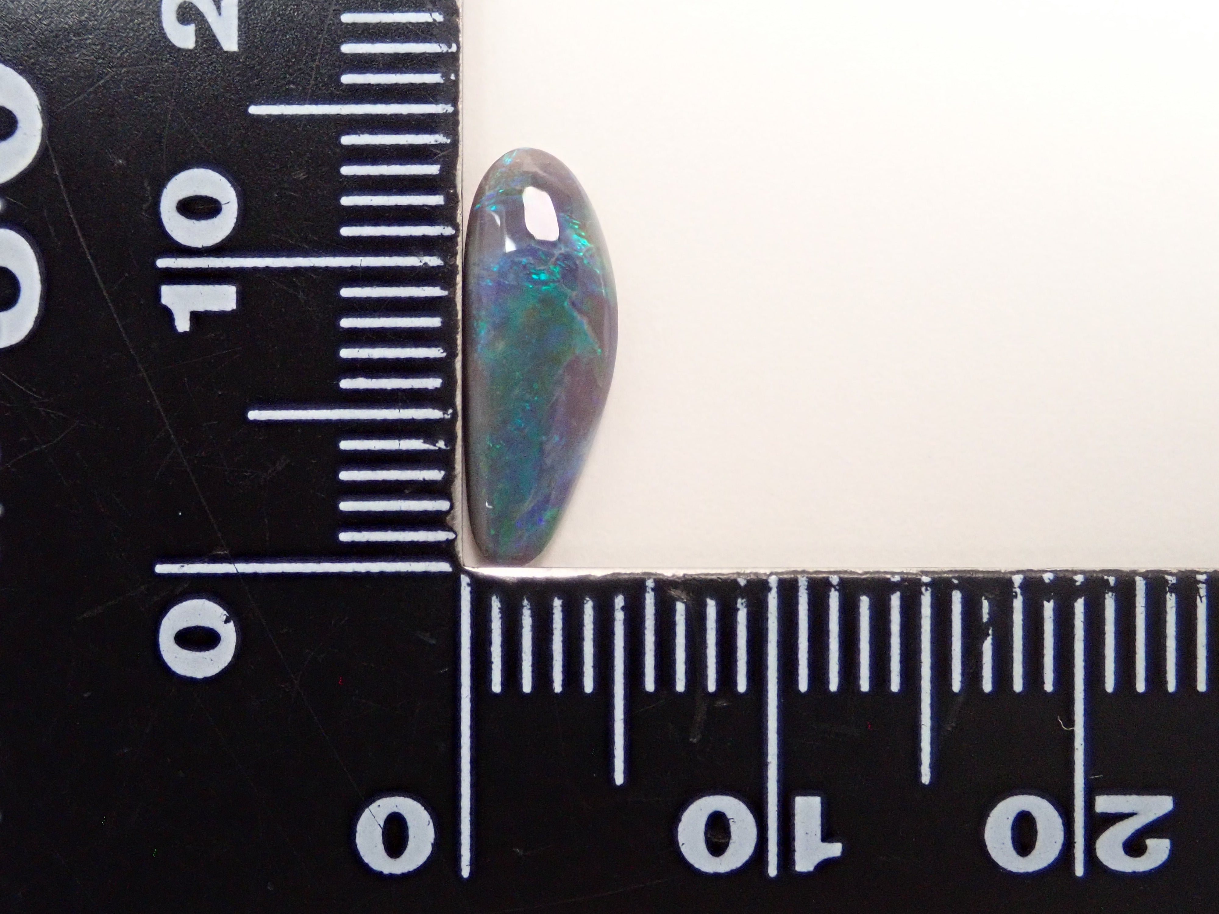 【12562529掲載】オーストラリア産ブラックオパール 0.940ctルース