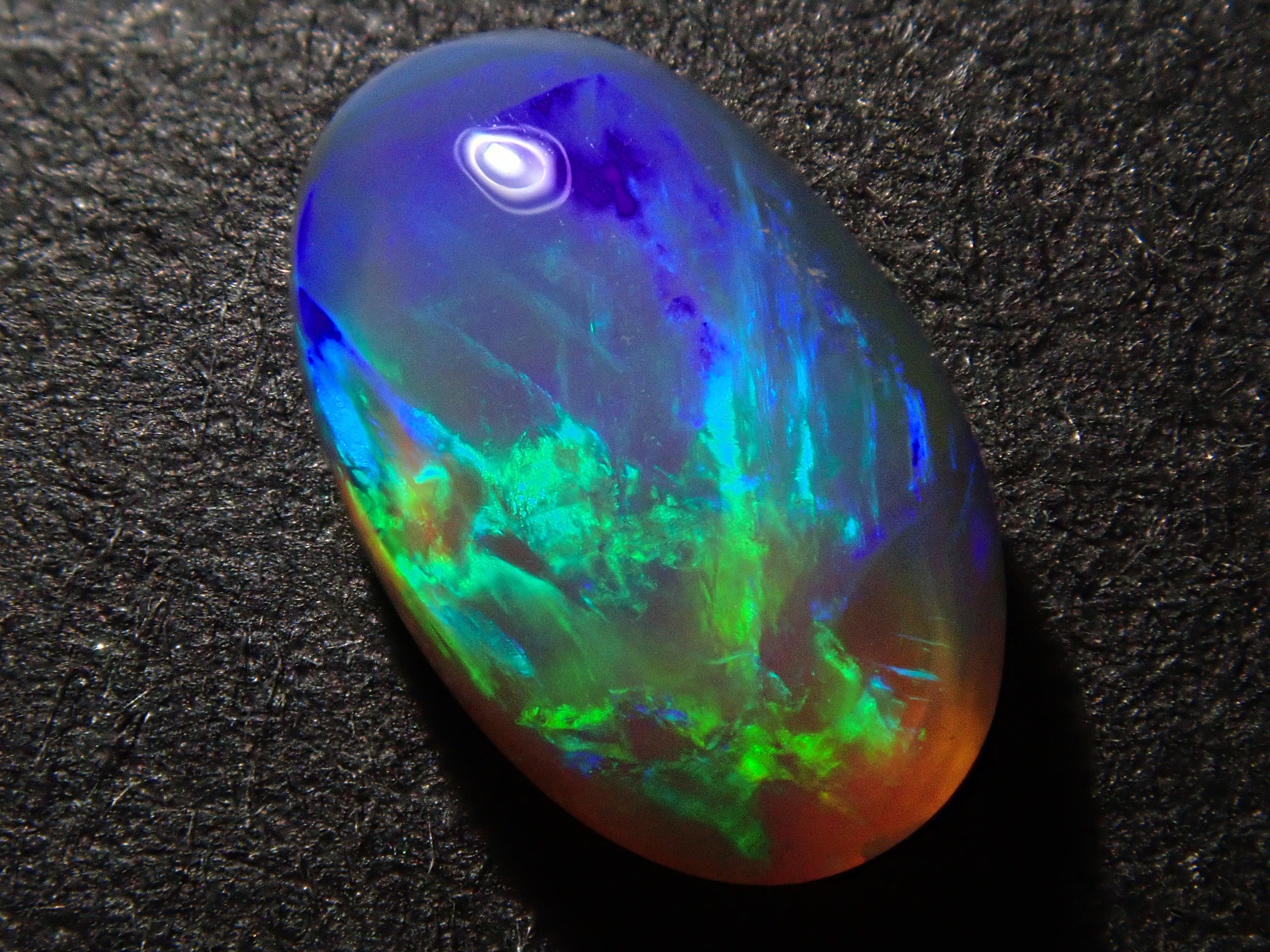 【12562530掲載】オーストラリア産ブラックオパール 0.784ctルース