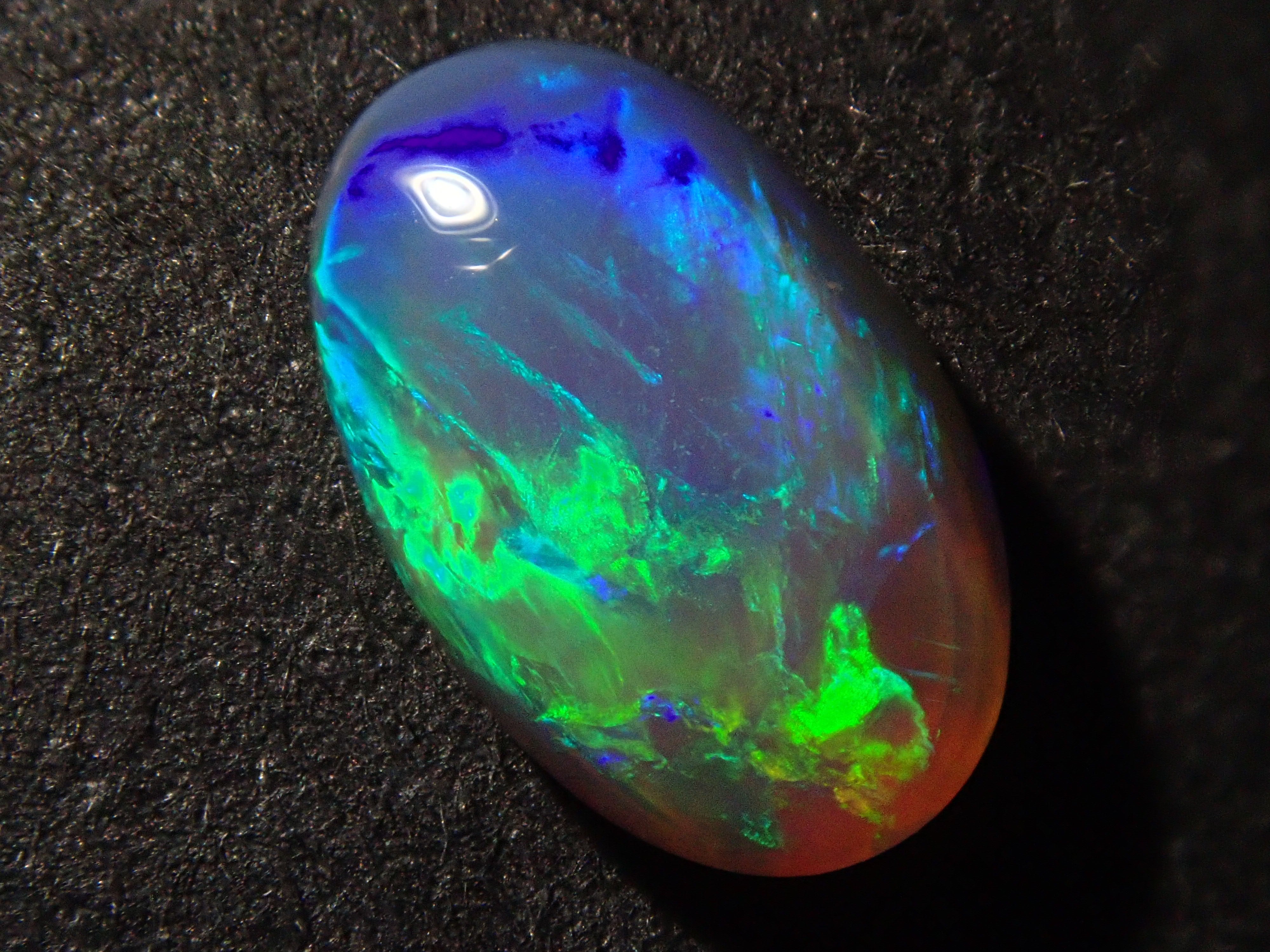 【12562530掲載】オーストラリア産ブラックオパール 0.784ctルース