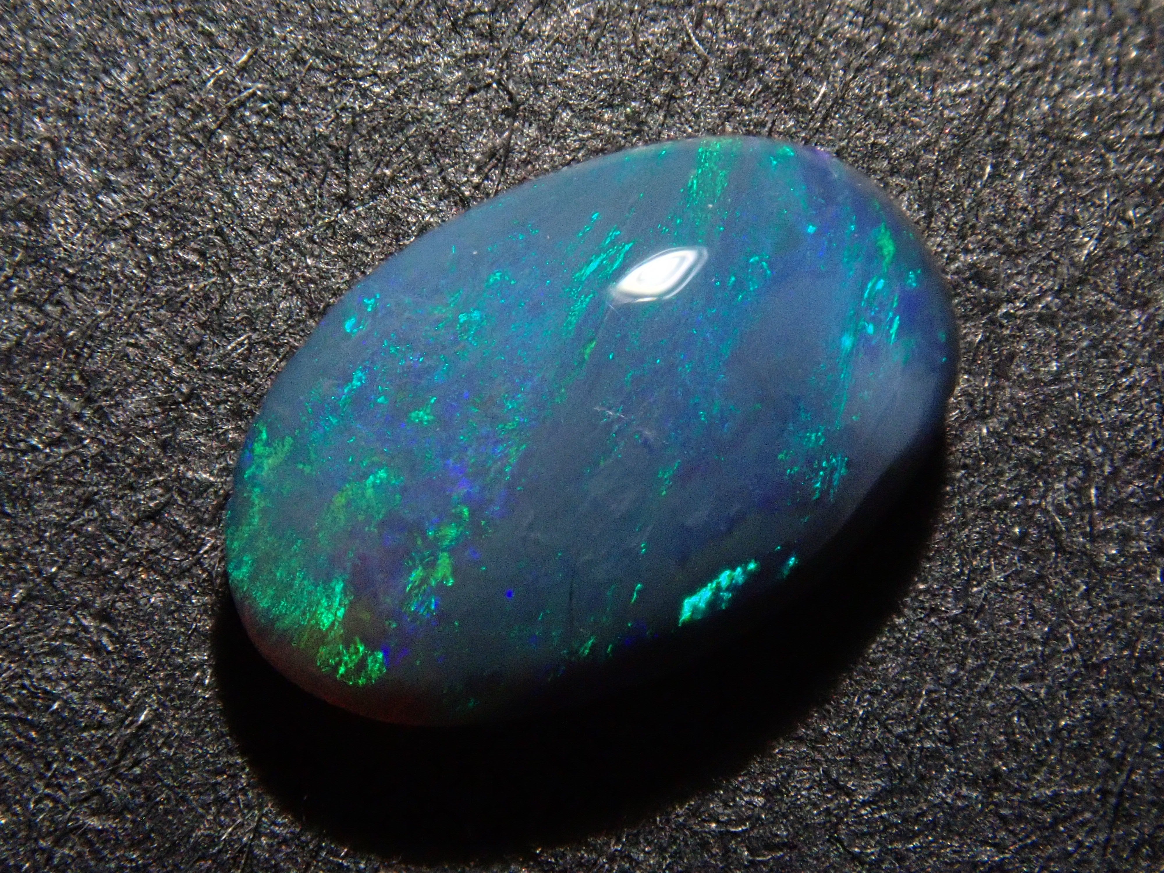 【12562534掲載】オーストラリア産ブラックオパール 0.387ctルース